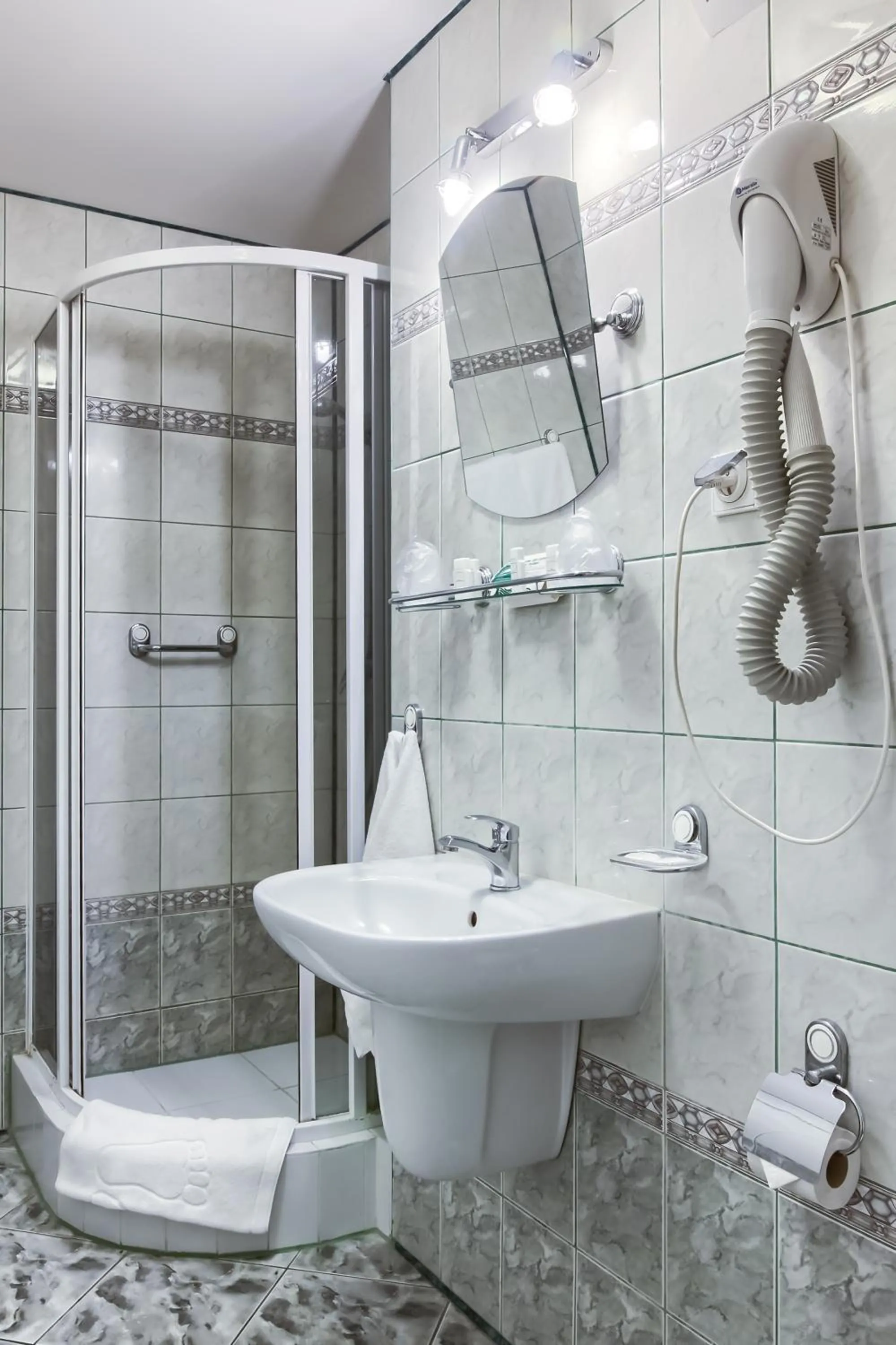 Bathroom in Hotel Konin