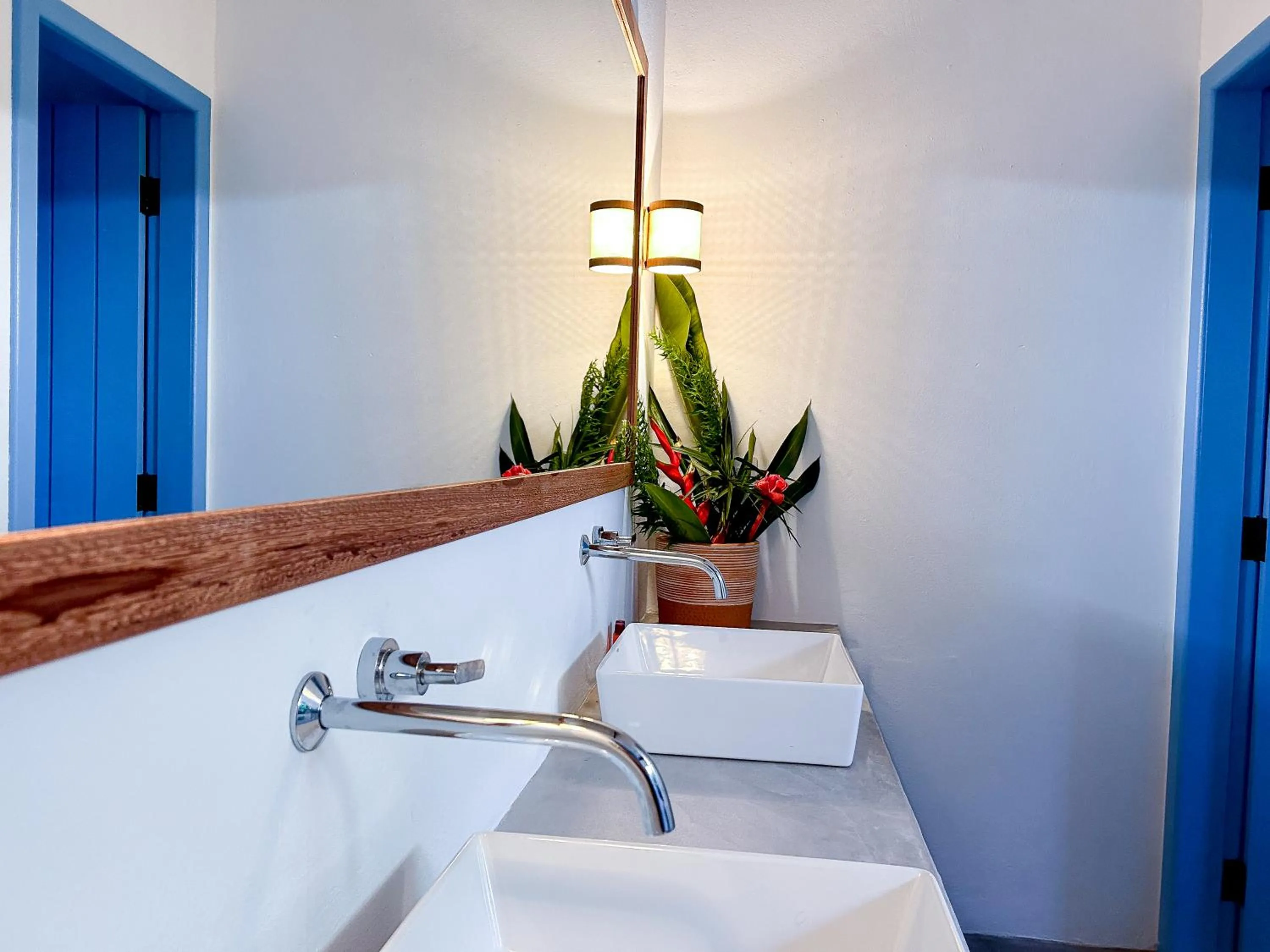 Bathroom in Aqualtune Pousada