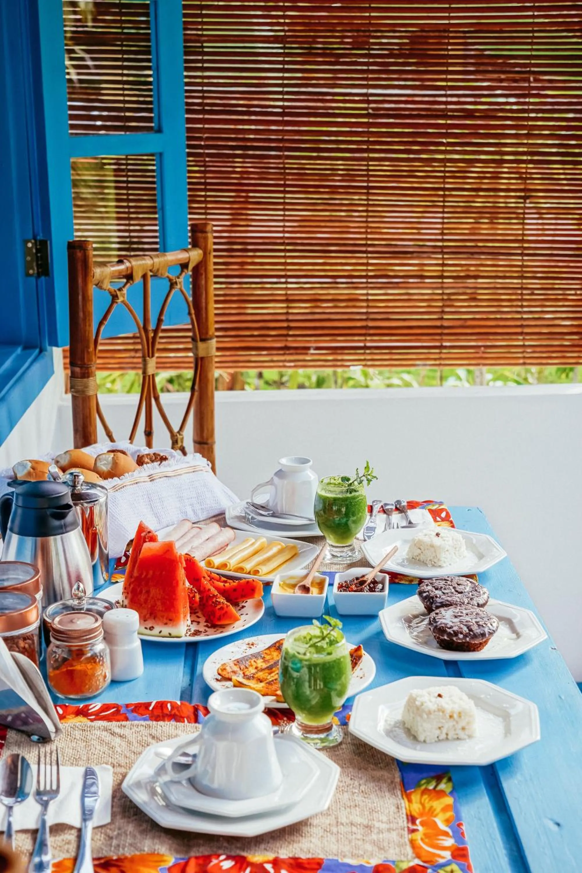 Breakfast in Aqualtune Pousada