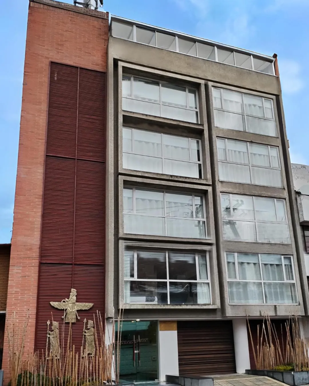 Property building in Monir Usaquén Bogotá