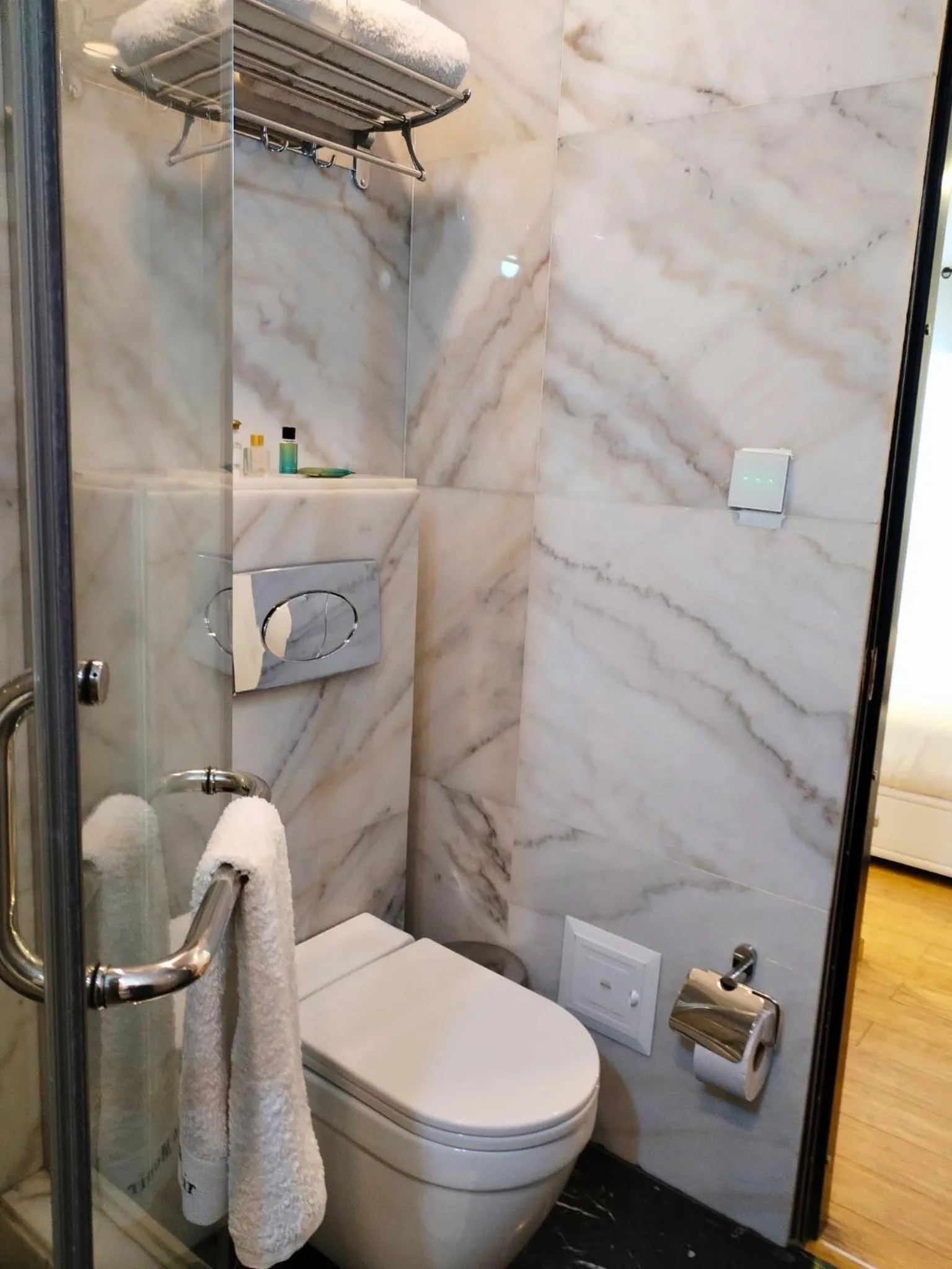 Bathroom in Monir Usaquén Bogotá