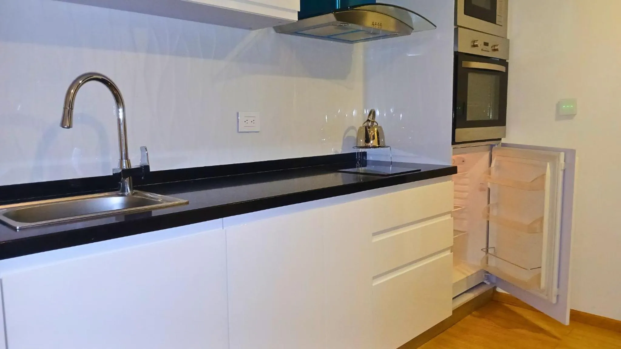 kitchen in Monir Usaquén Bogotá