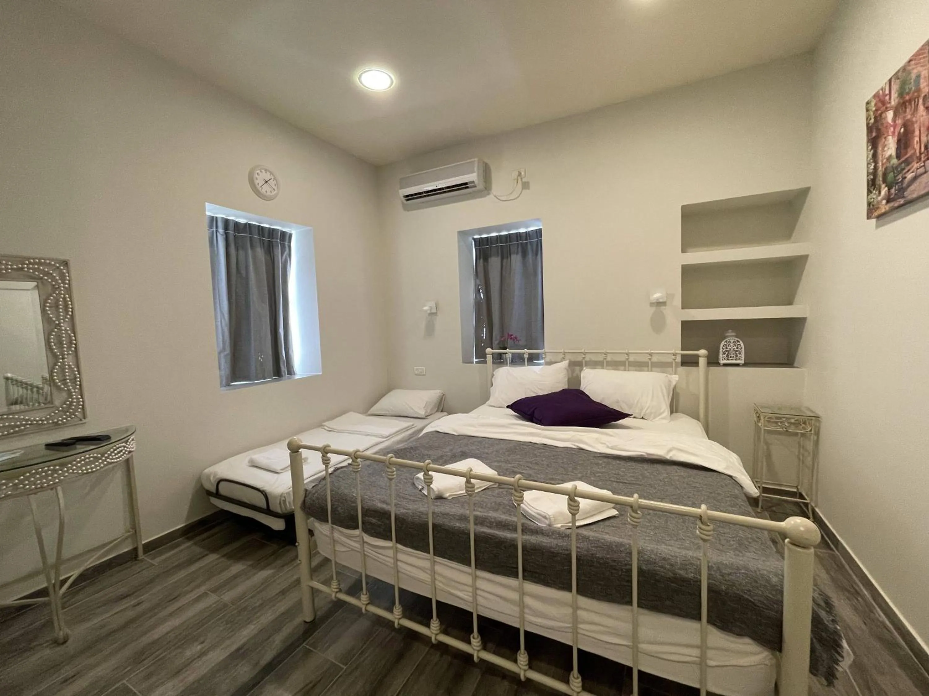 Bed in Puy Villa Roca Tiberias