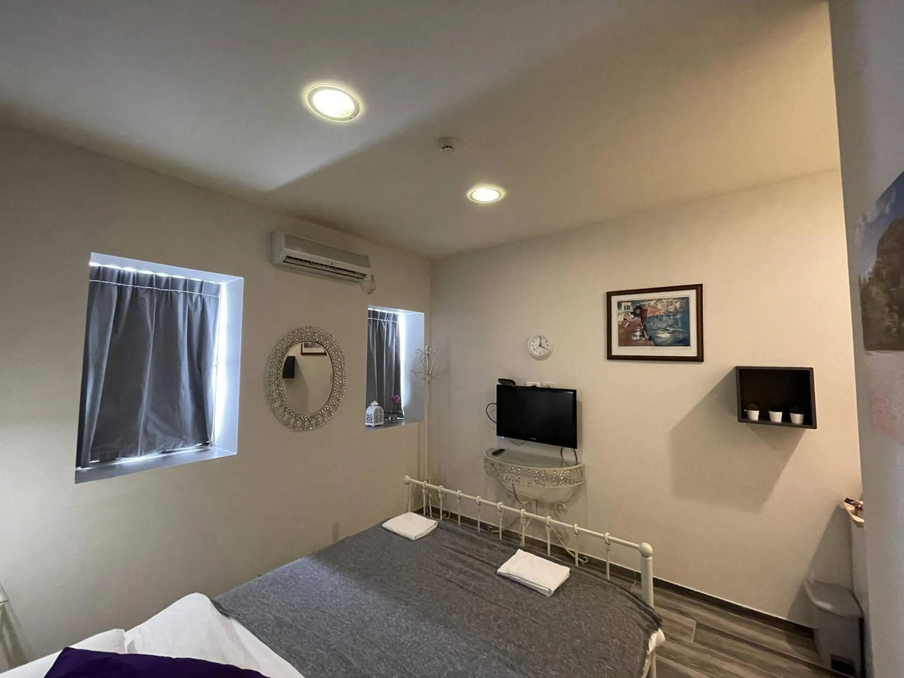 Bed in Puy Villa Roca Tiberias