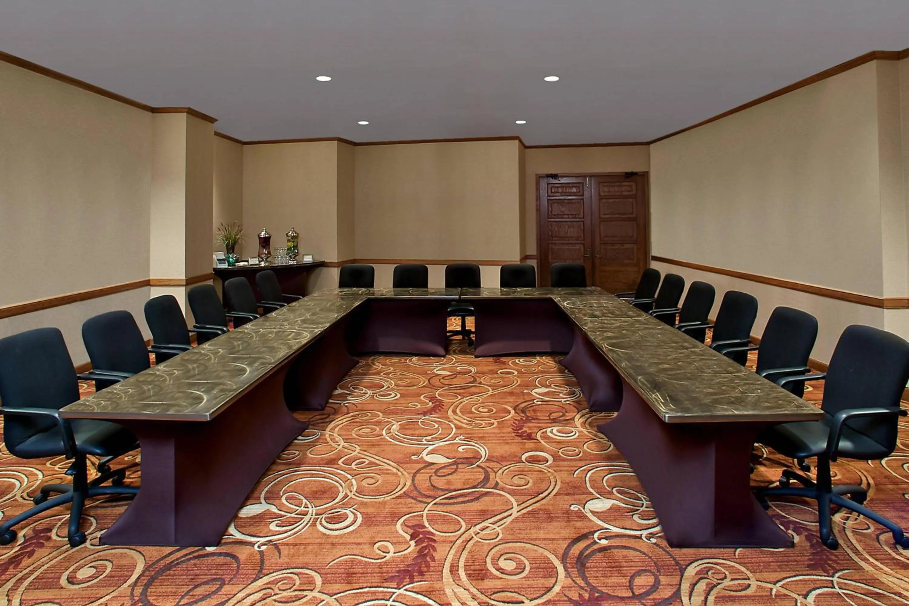 Meeting/conference room in Sheraton Minneapolis West Hotel