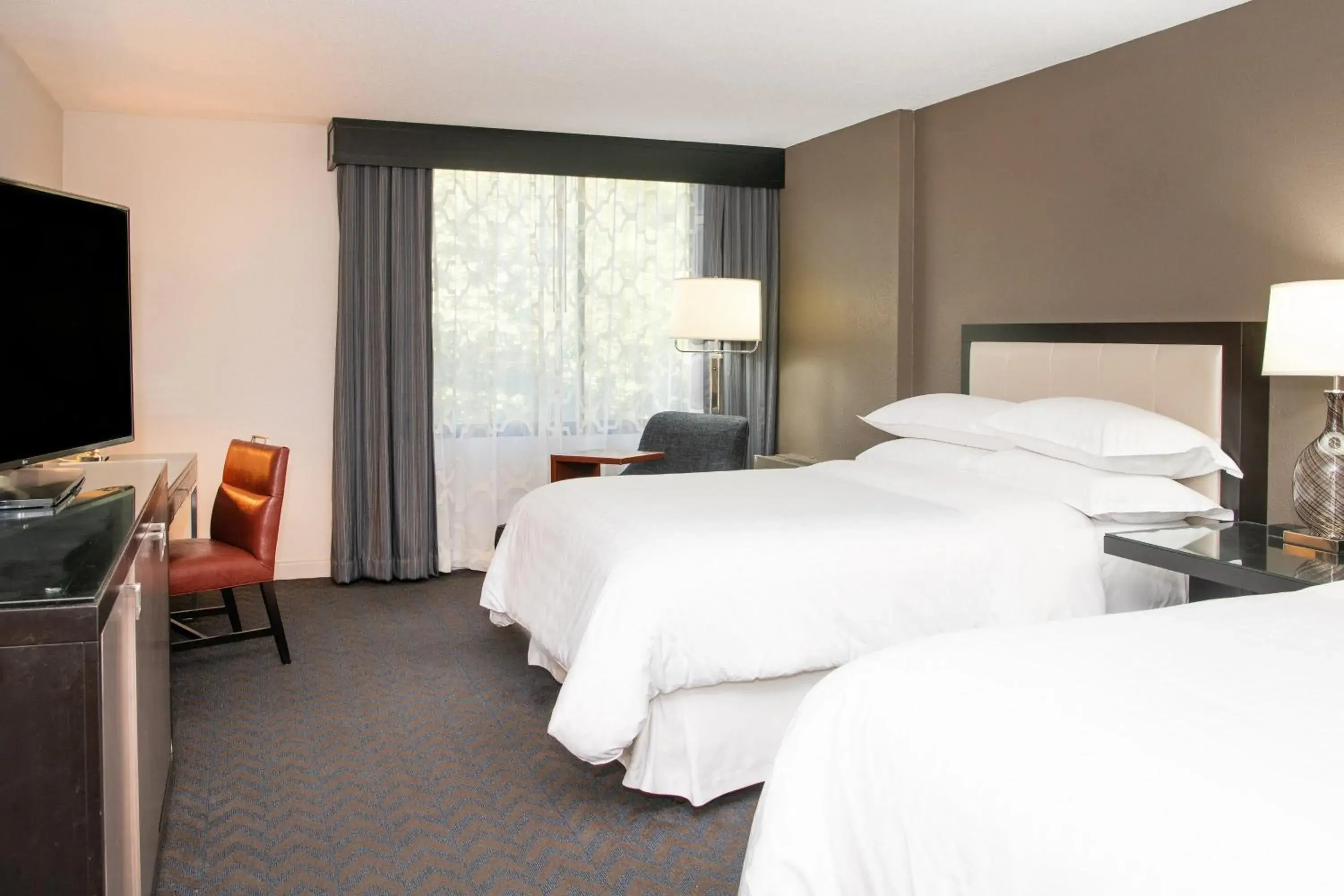 Double Room with Two Double Beds - Hearing Accessible in Sheraton Minneapolis West Hotel Double Room with Two Double Beds - Hearing Accessible in Sheraton Minneapolis West Hotel