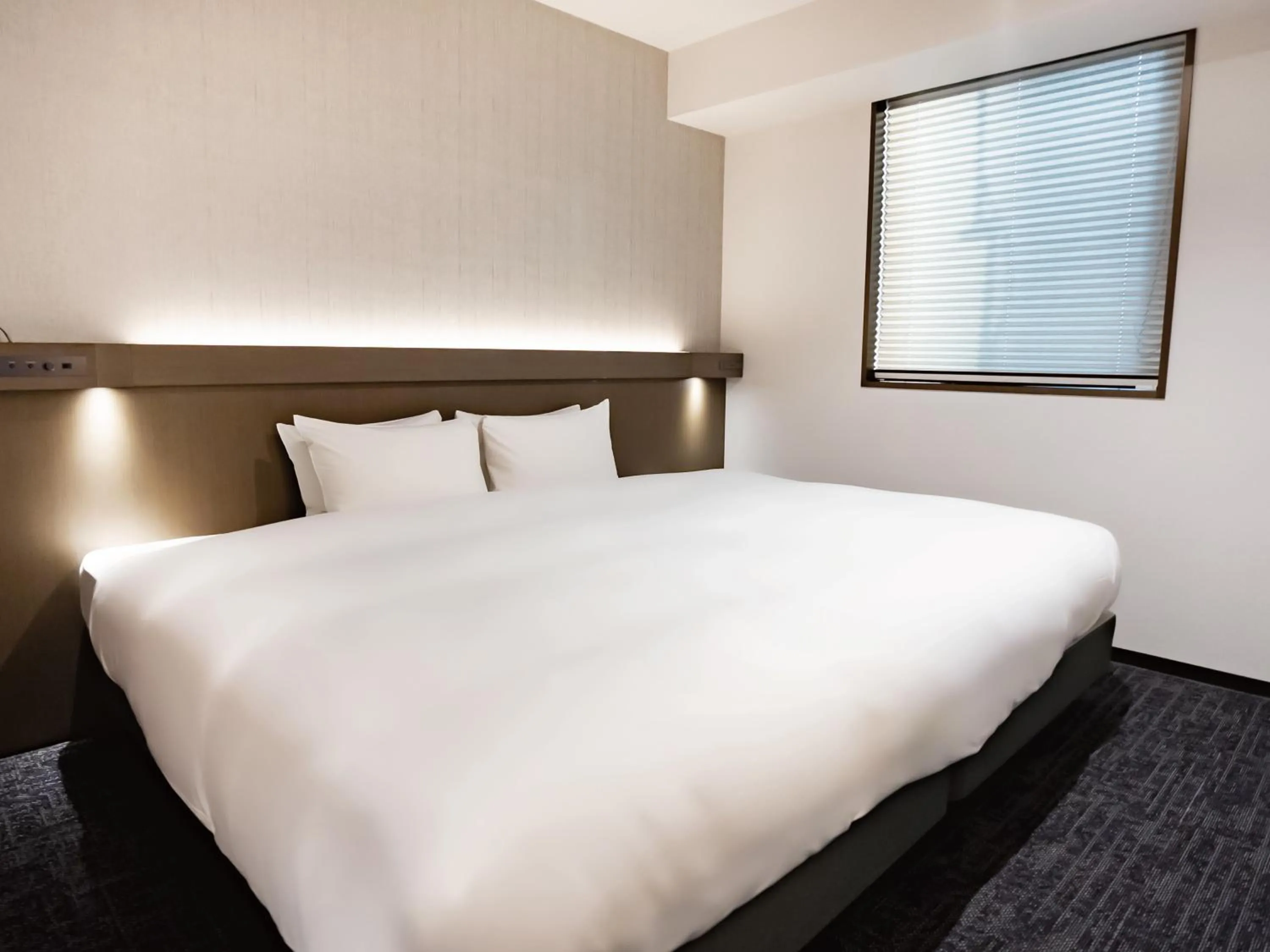 Photo of the whole room, Bed in Agora Tokyo Ginza