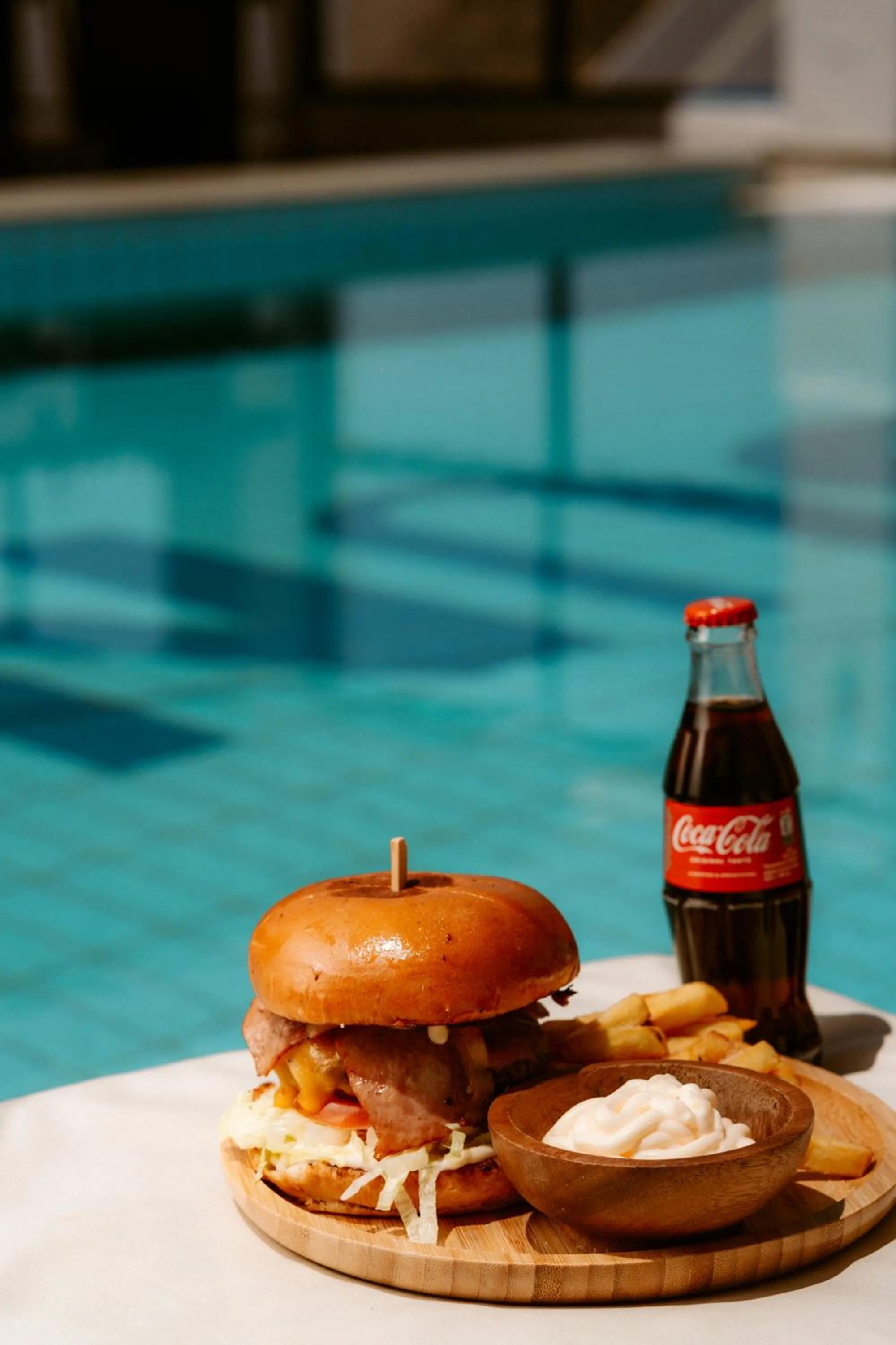 Restaurant/places to eat in Sunrise Hotel