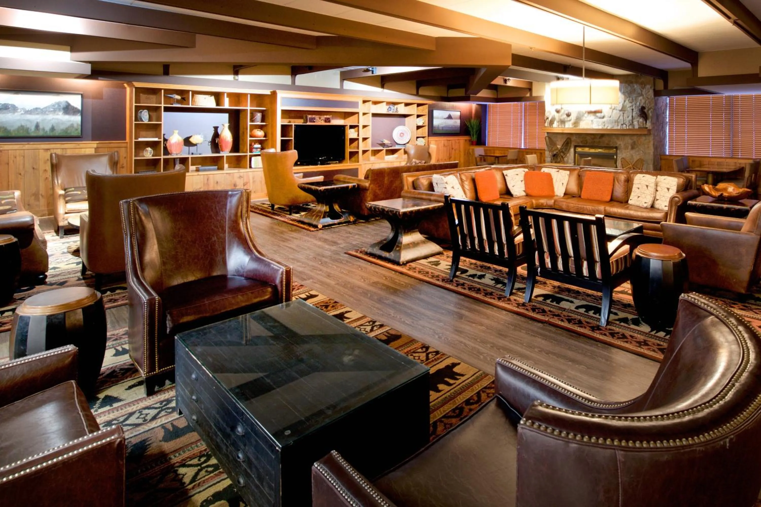 Lounge or bar in Sheraton Anchorage Hotel