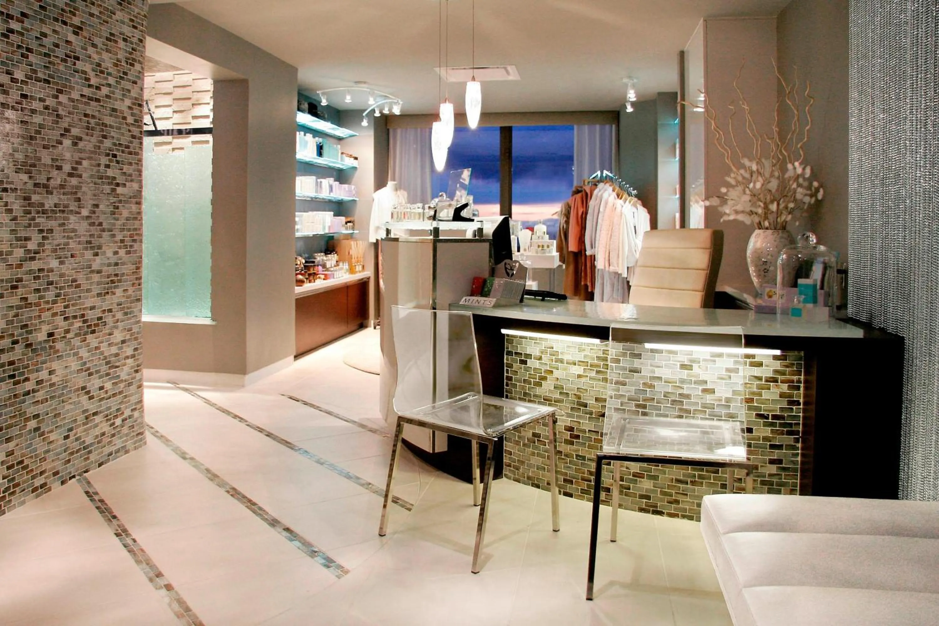 Lobby or reception in Sheraton Anchorage Hotel