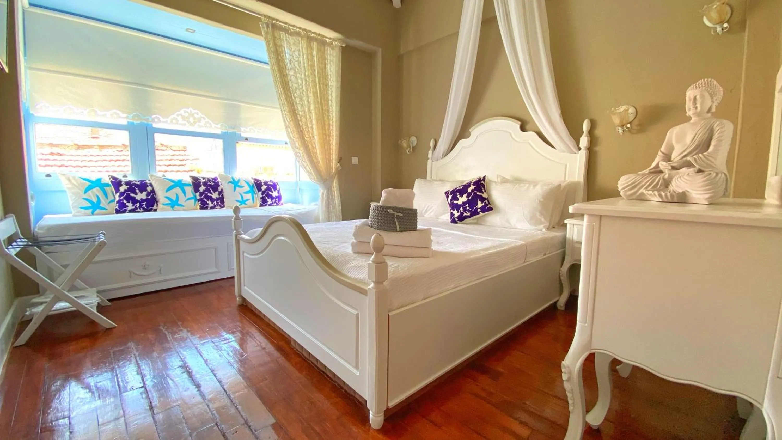 Photo of the whole room, Bed in Maison d'Azur Alaçatı