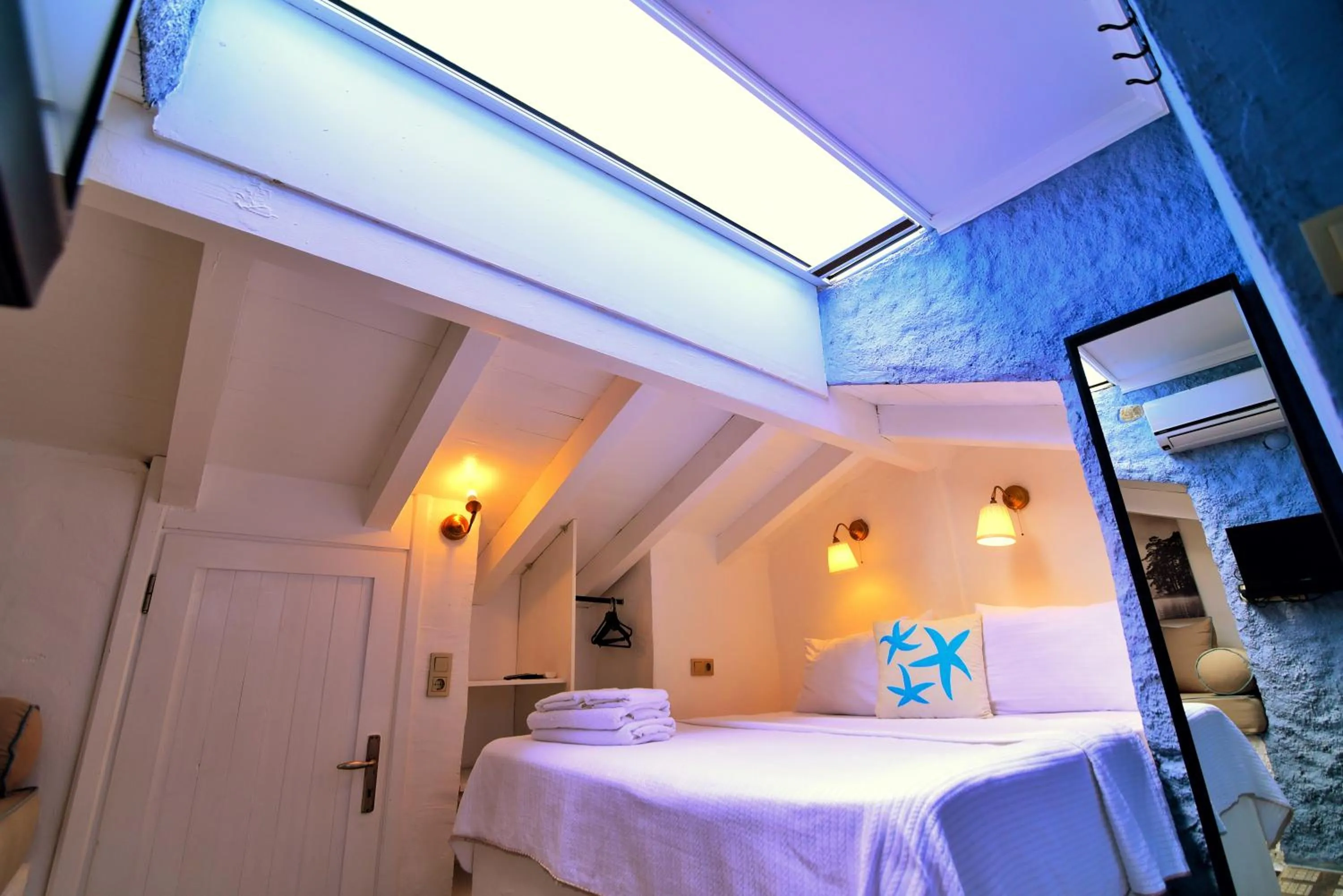 Photo of the whole room, Bed in Maison d'Azur Alaçatı