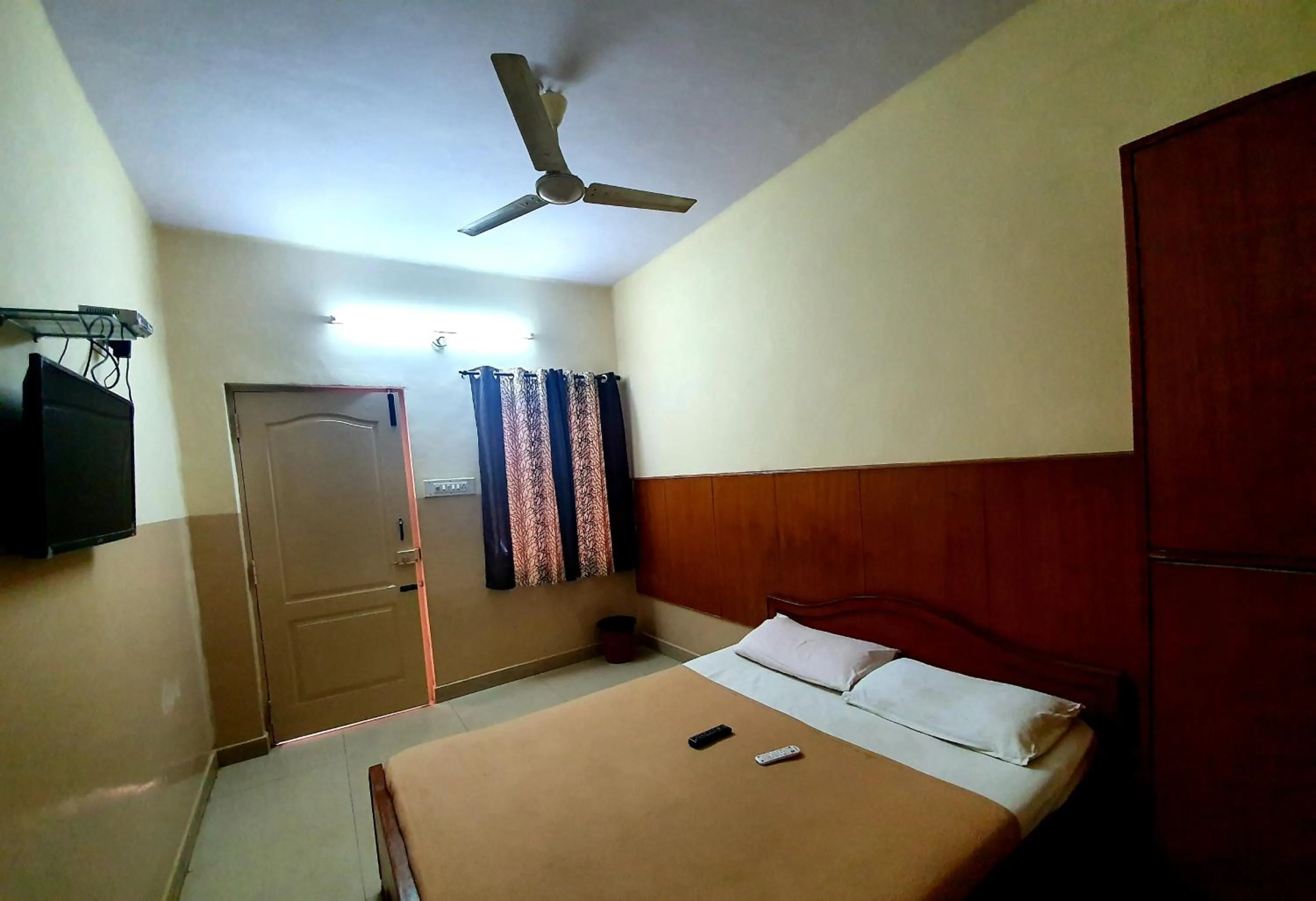 Photo of the whole room, Bed in Veekay Residency