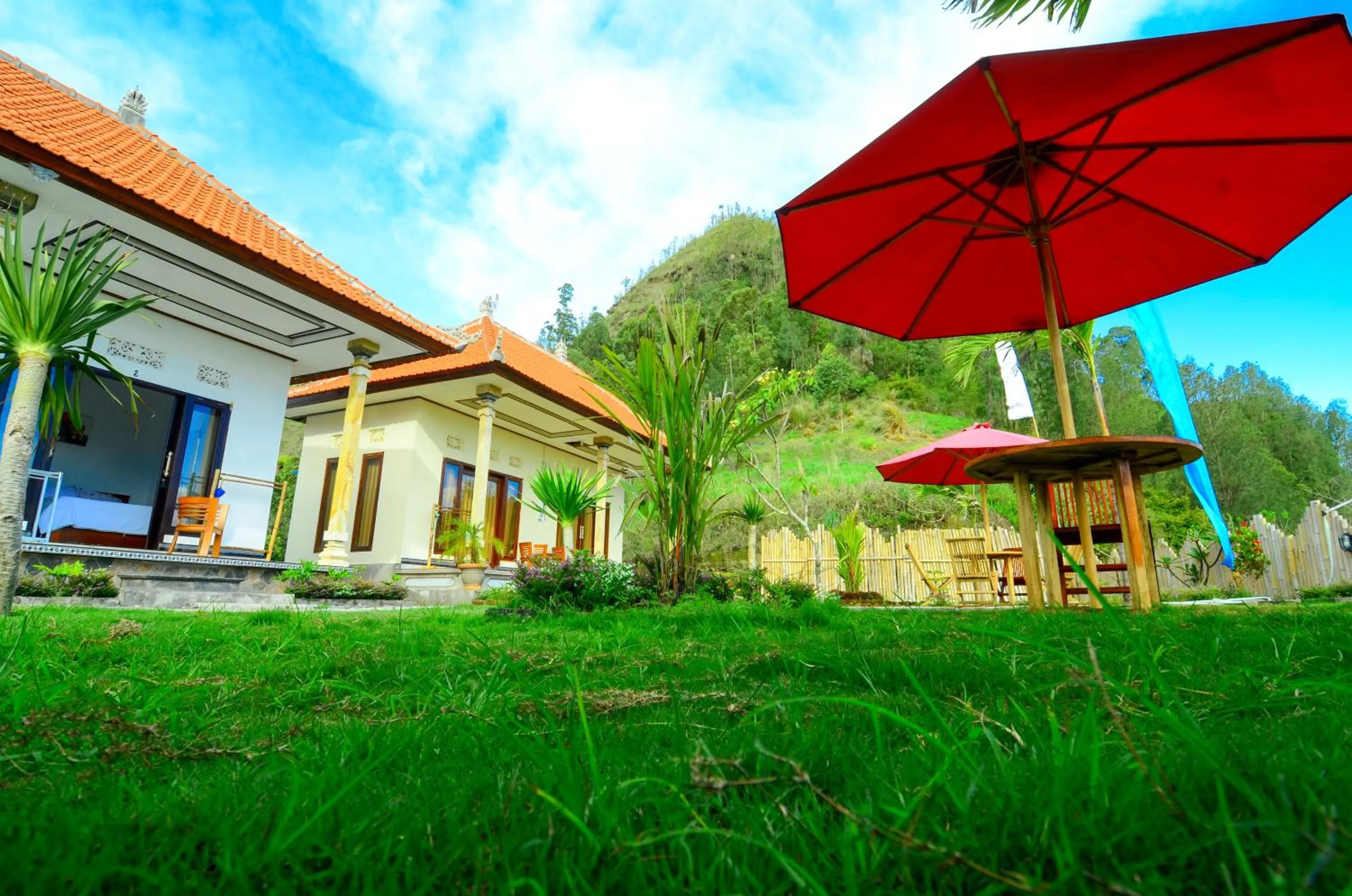 Property building in Volcano Lake View