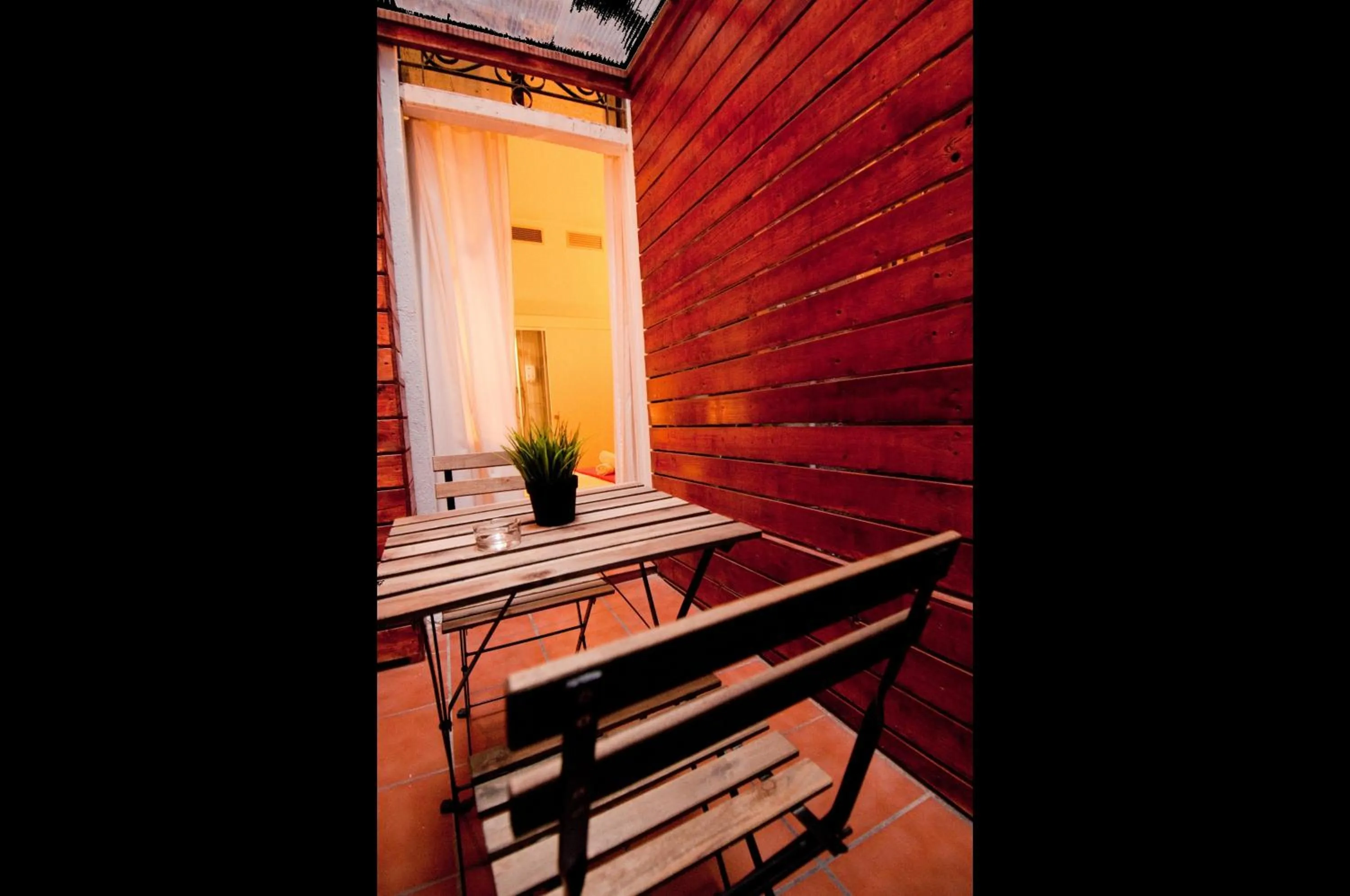 Balcony/Terrace in Hostal Live Barcelona