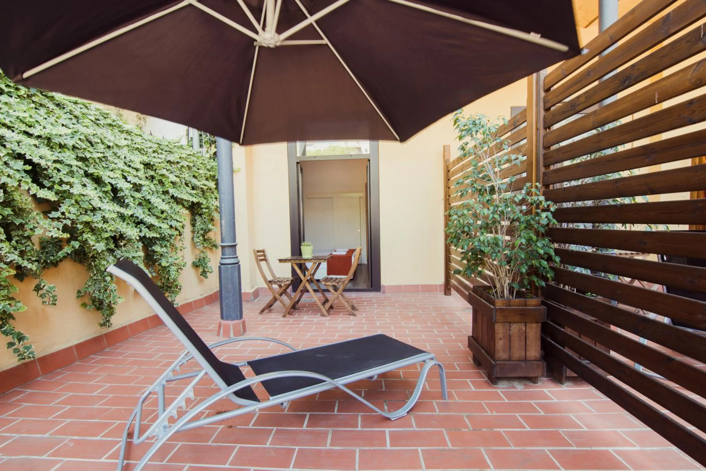 Balcony/Terrace in Hostal Live Barcelona