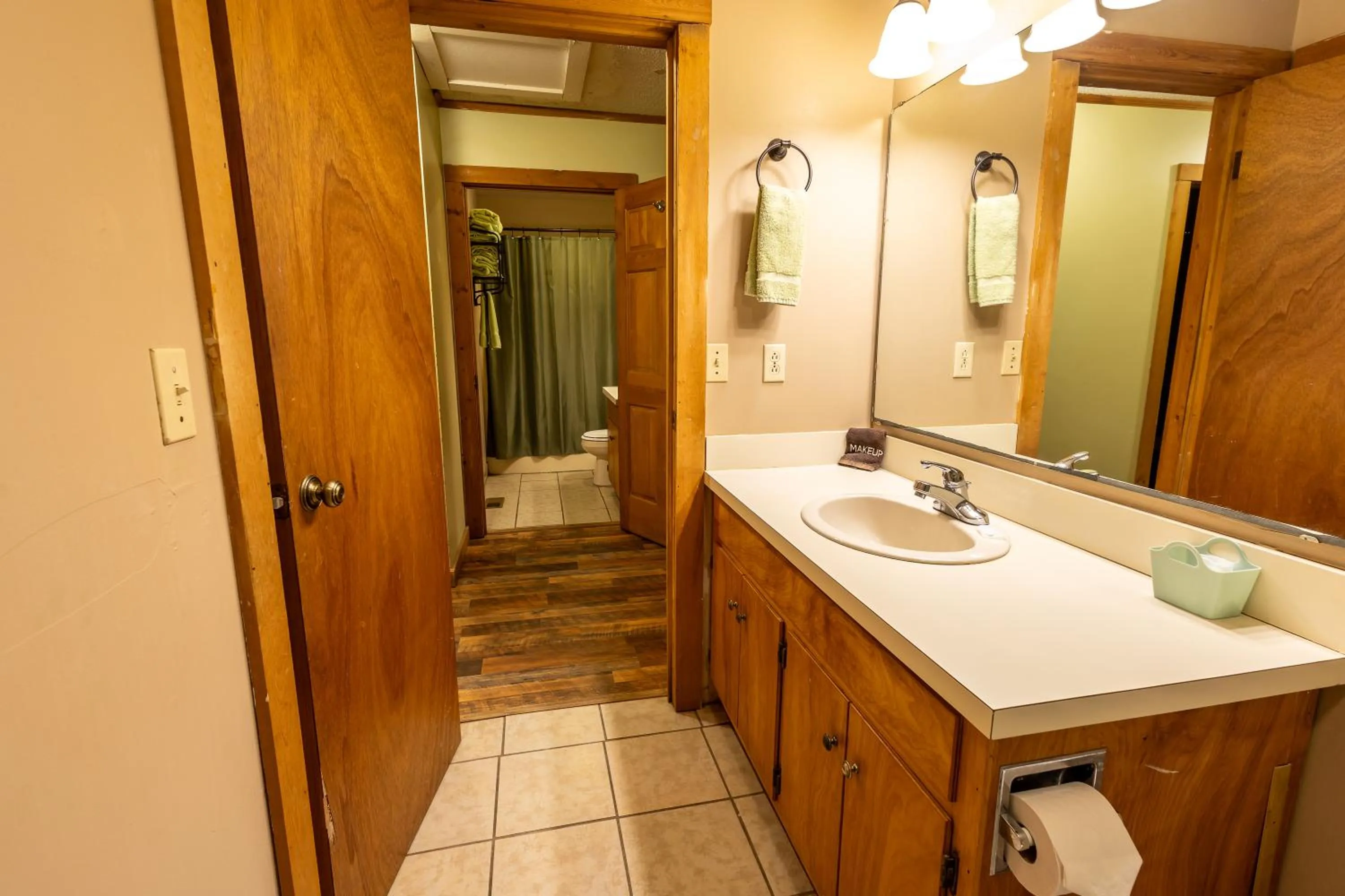 Bathroom in Springmaid Mountain Retreat & Stables