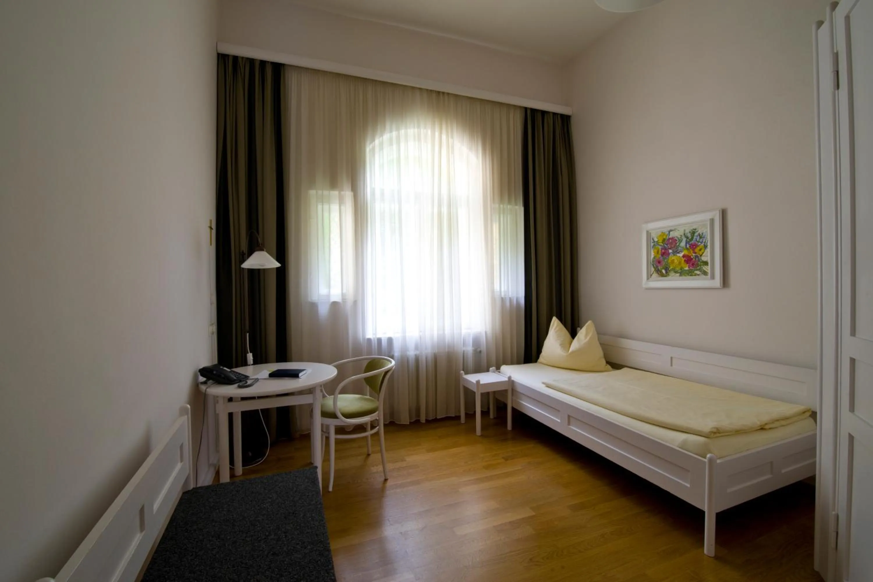 Photo of the whole room, Bed in Wildbad Rothenburg