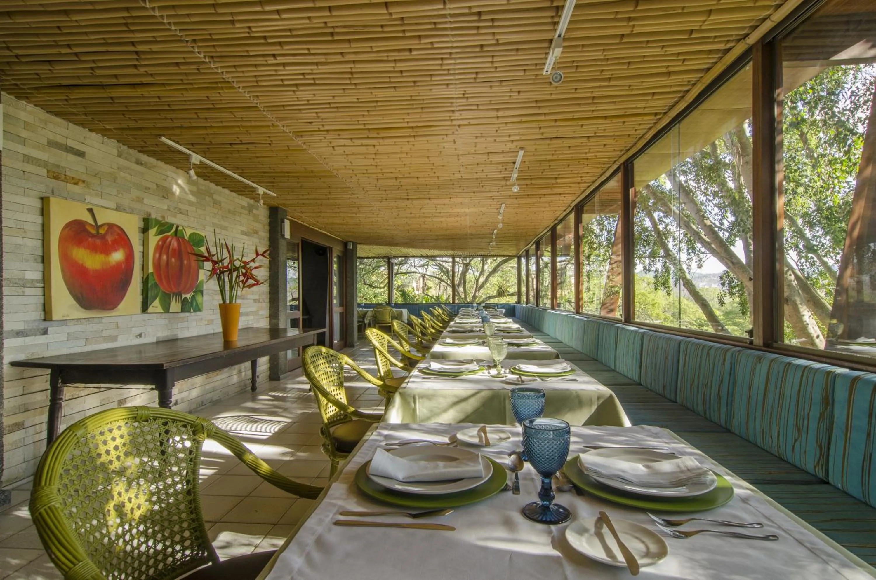 Dining area in Oasis Hotel Spa