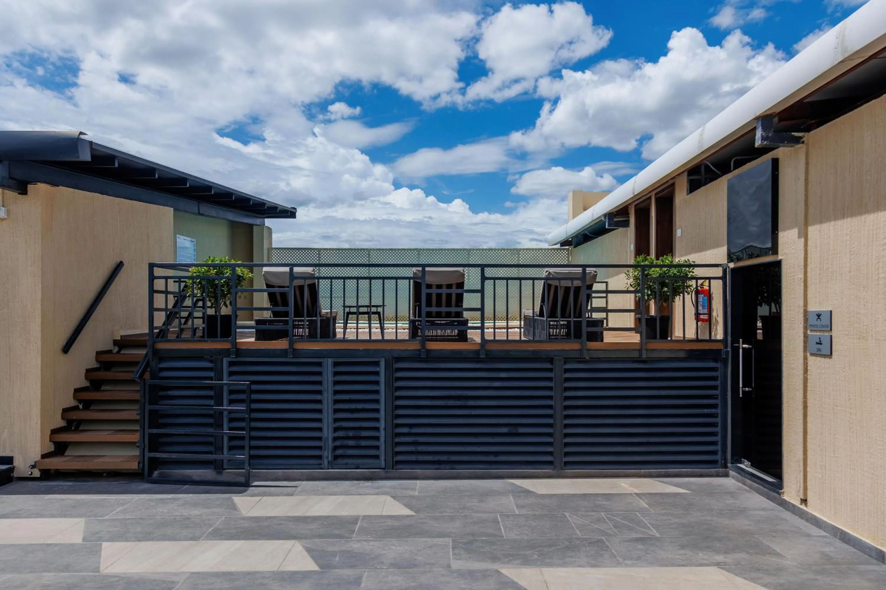 Amika Hotel,Madurai - Near Airport