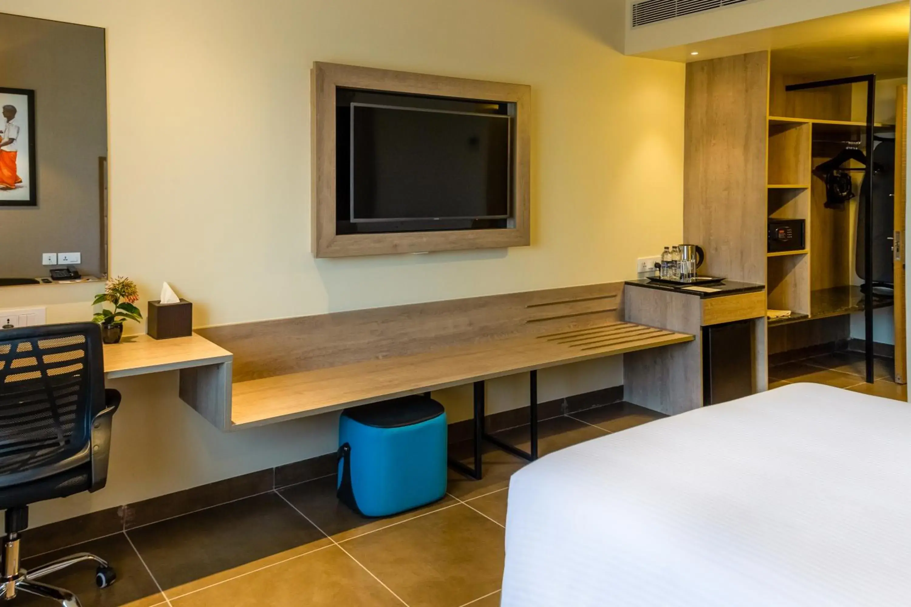 Day, Bed in Amika Hotel,Madurai - Near Airport Day, Bed in Amika Hotel,Madurai - Near Airport