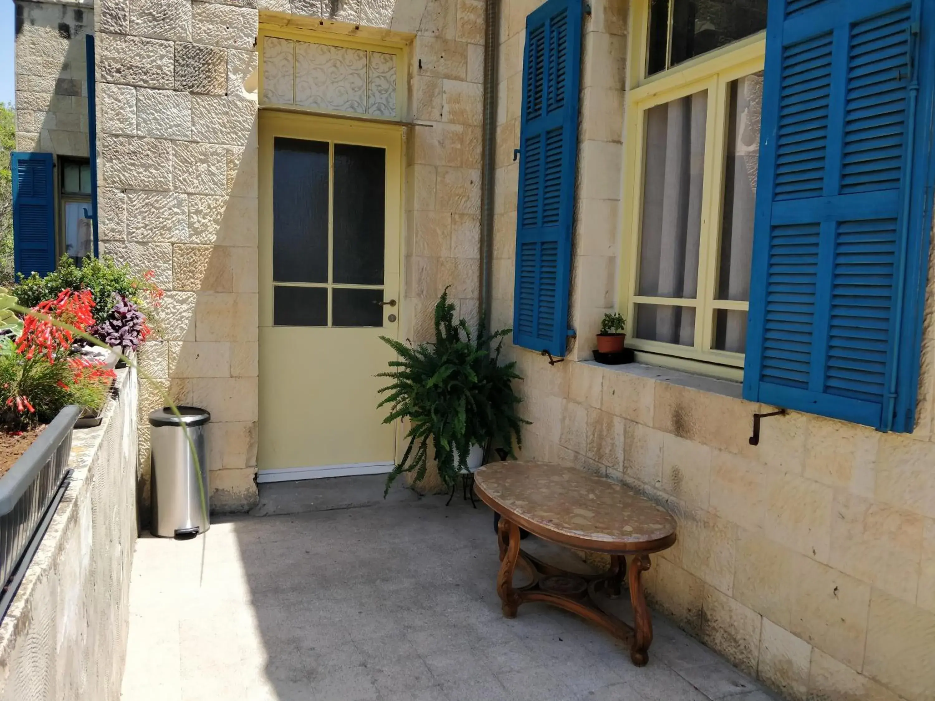 Twin Room with Terrace - single occupancy in Hostel Roks Twin Room with Terrace - single occupancy in Hostel Roks
