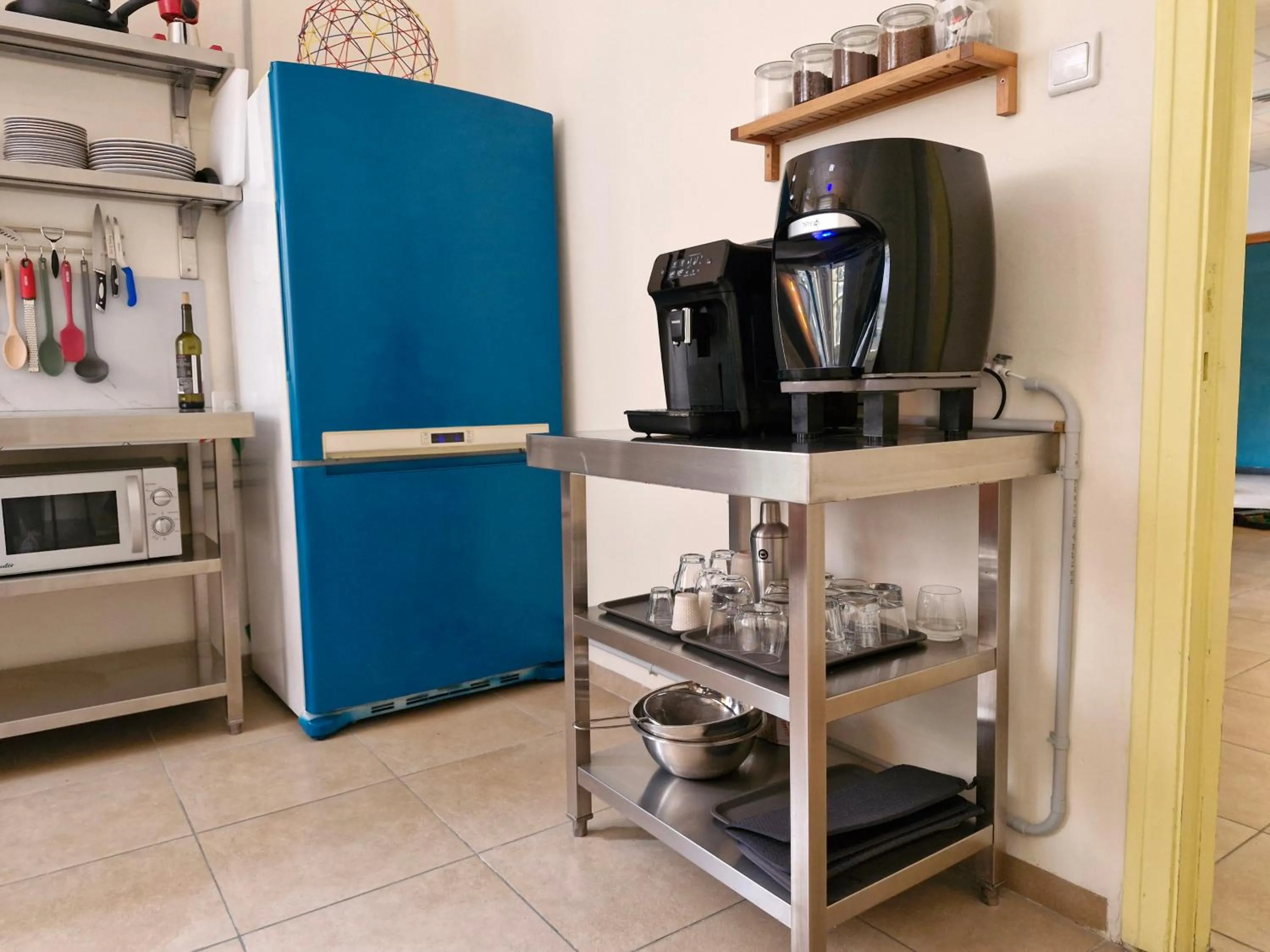 Double Room with Private Bathroom in Hostel Roks