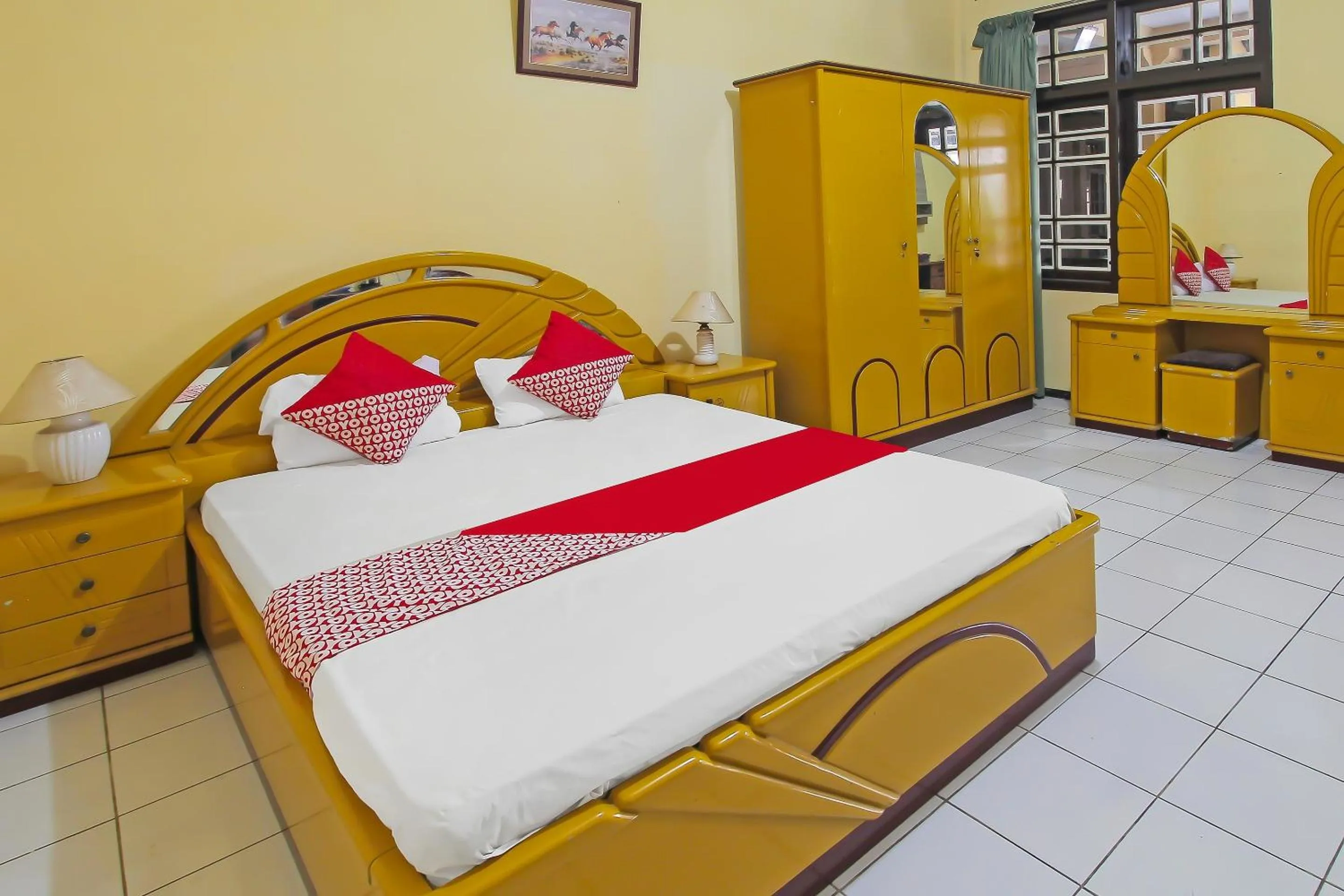 Bedroom, Bed in OYO 1984 Hotel Istana Family Syariah