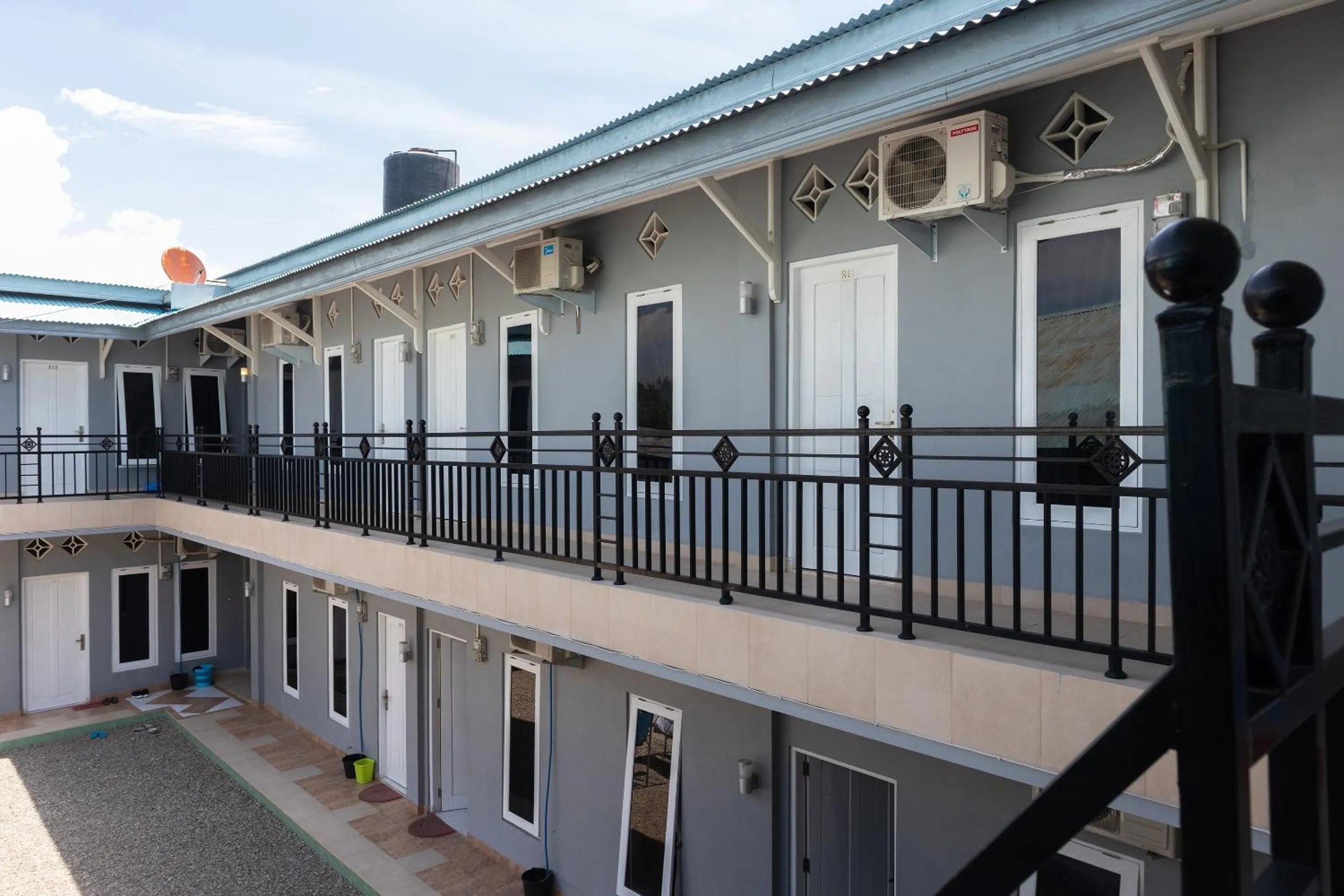Lobby or reception in SPOT ON 2063 Bethania Residence