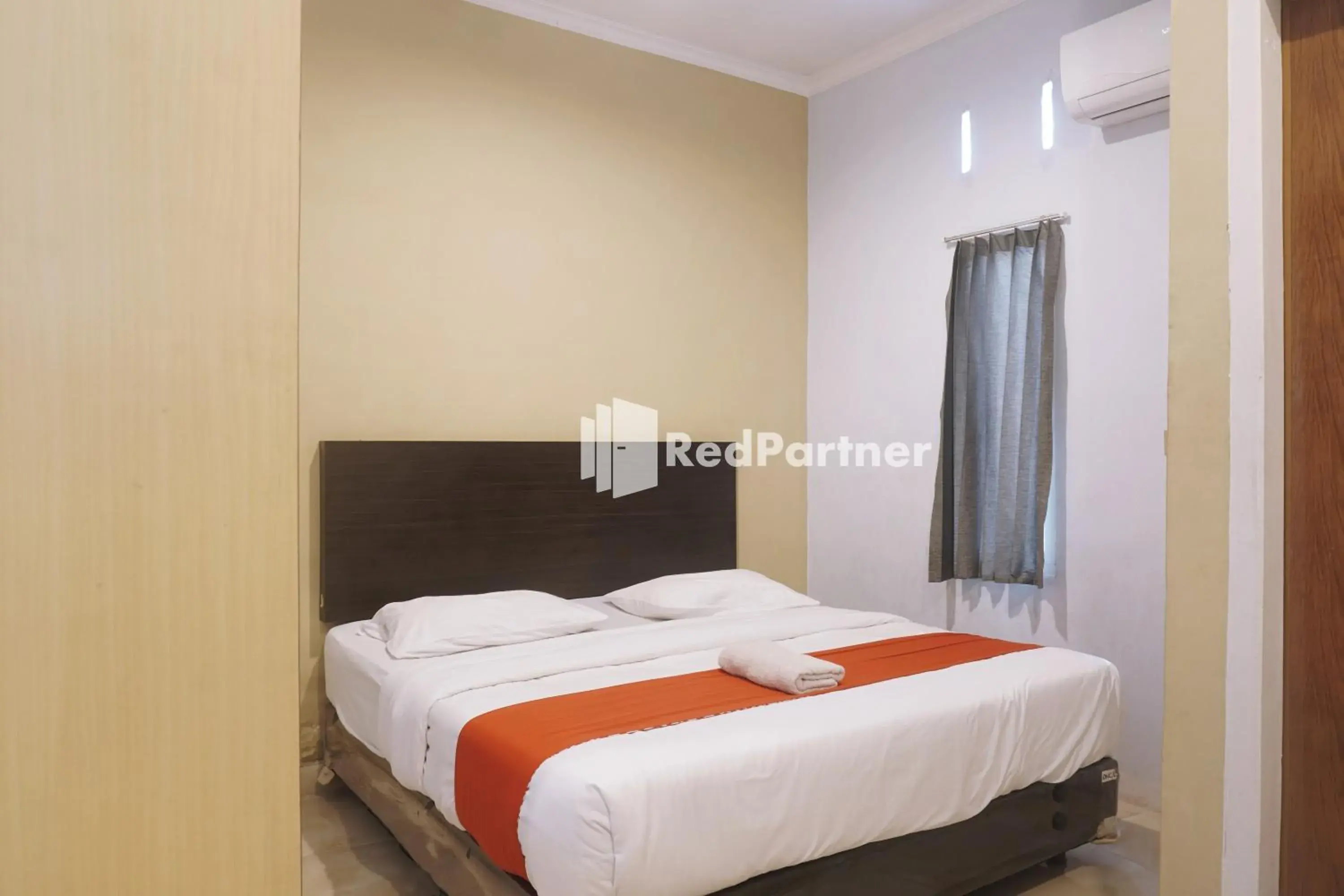 Bedroom, Bed in Tassa Homestay Syariah RedPartner Bedroom, Bed in Tassa Homestay Syariah RedPartner