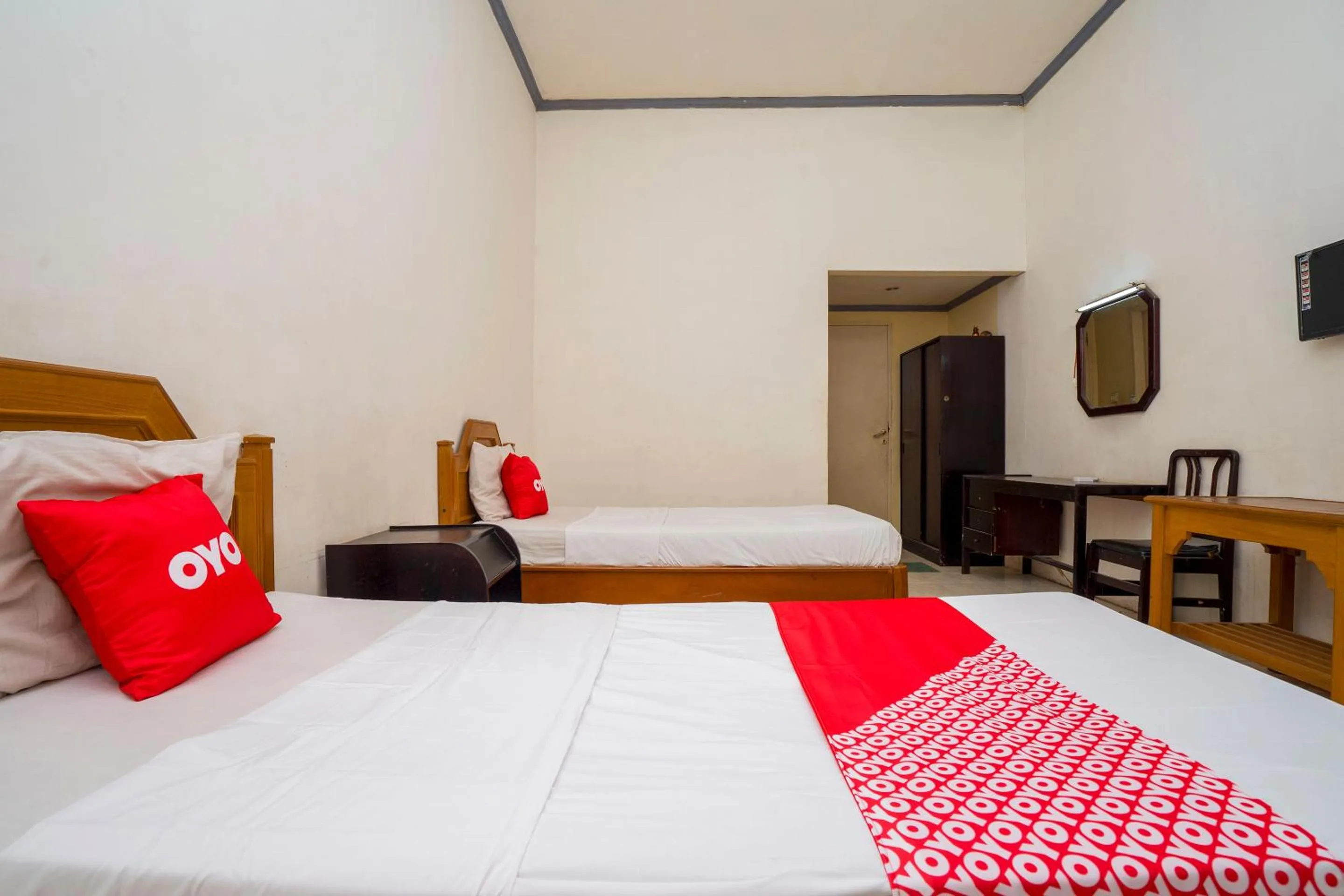 Bedroom in OYO 1989 Hotel Pelangi Harapan