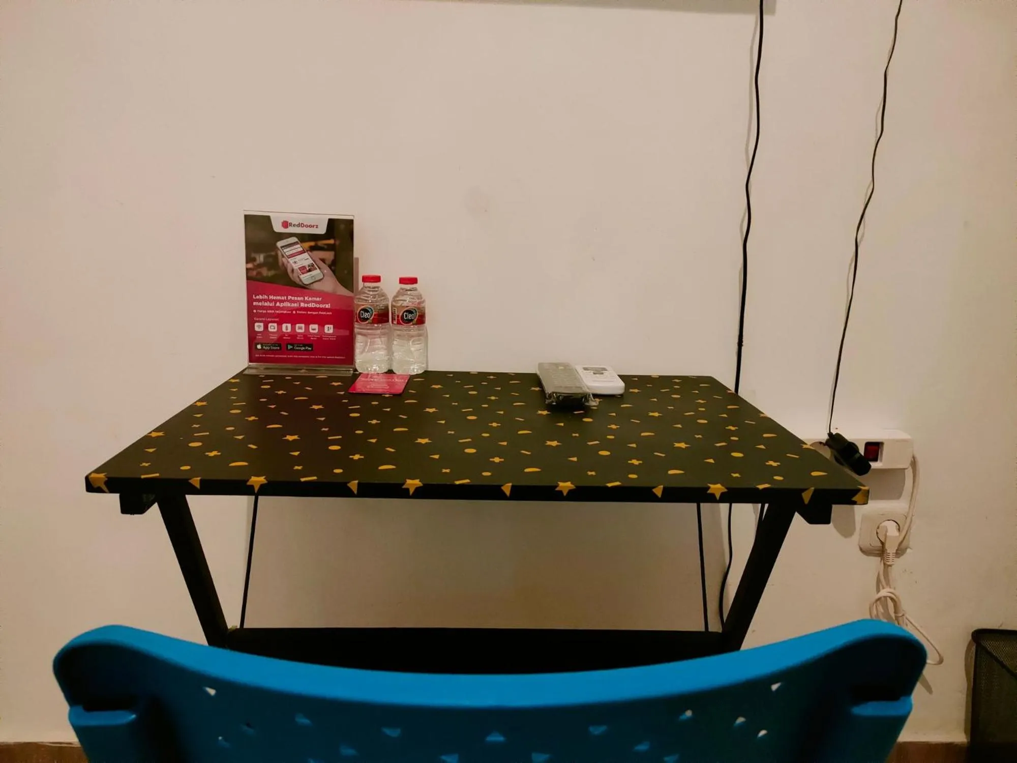 Bedroom in RedDoorz At Sukomanunggal Surabaya