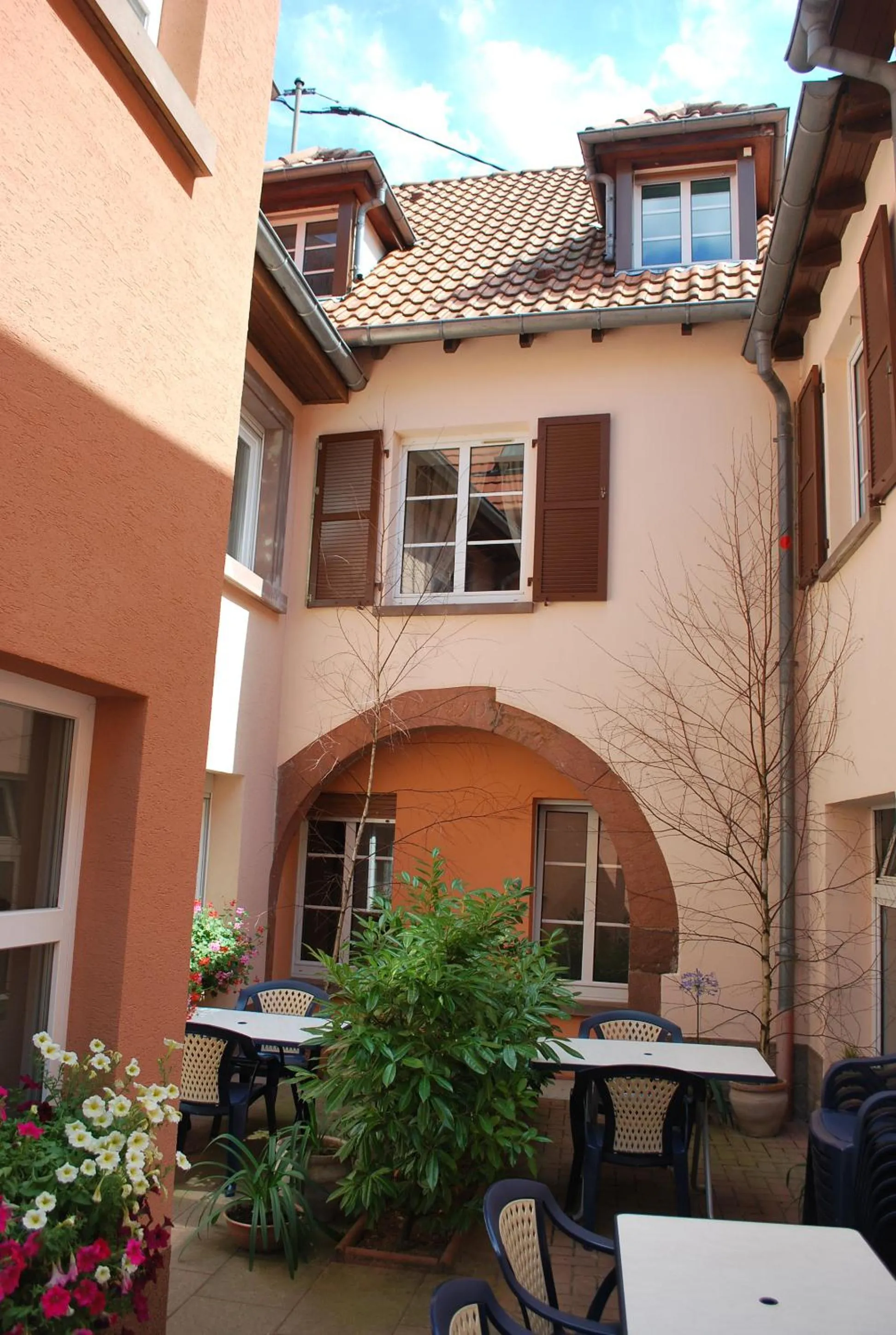 Balcony/Terrace in Logis Hôtel Restaurant Kleiber