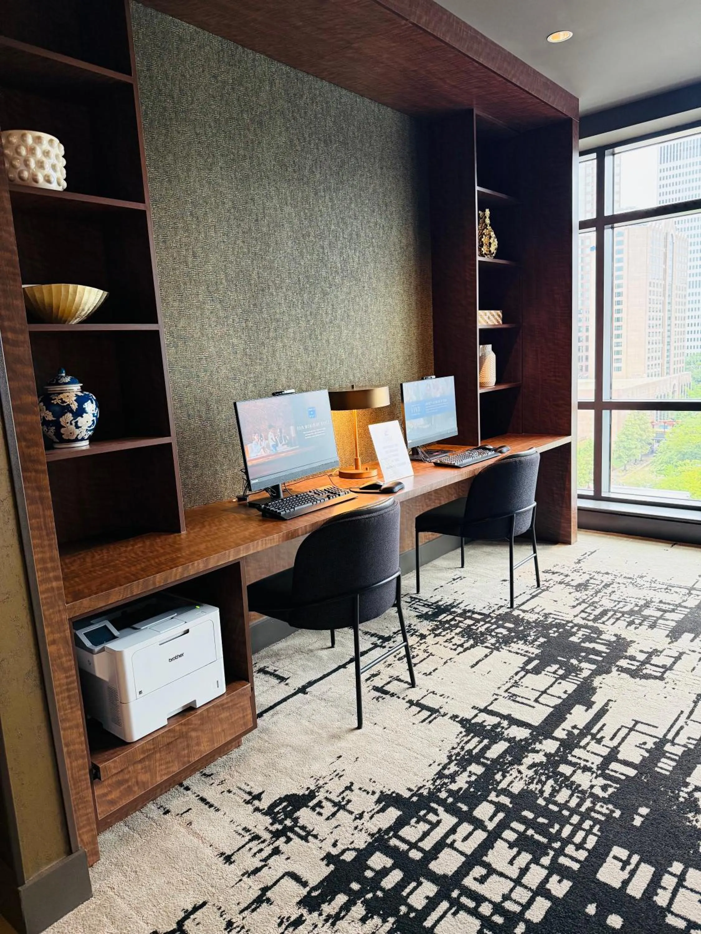Business facilities in Hyatt Place Charlotte Downtown