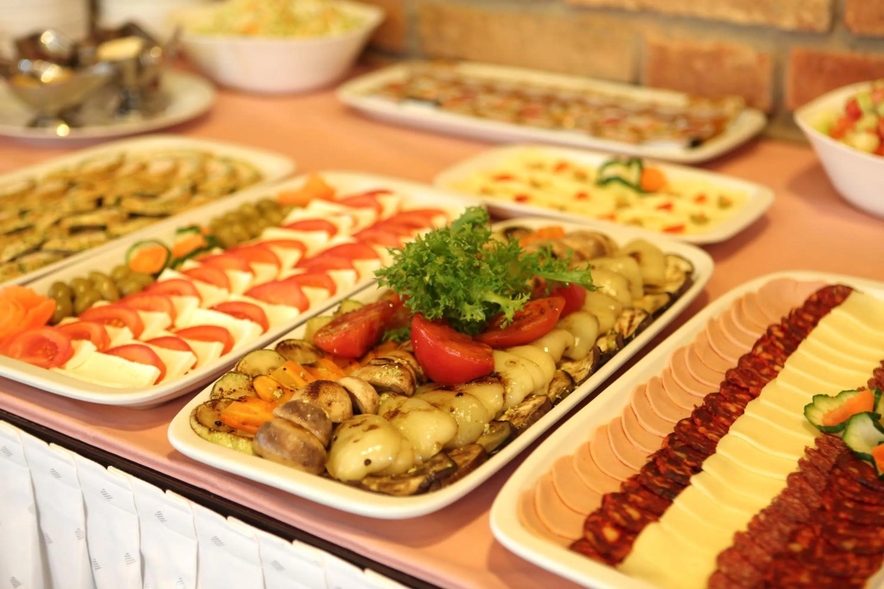 Buffet breakfast in Hotel Novella Uno