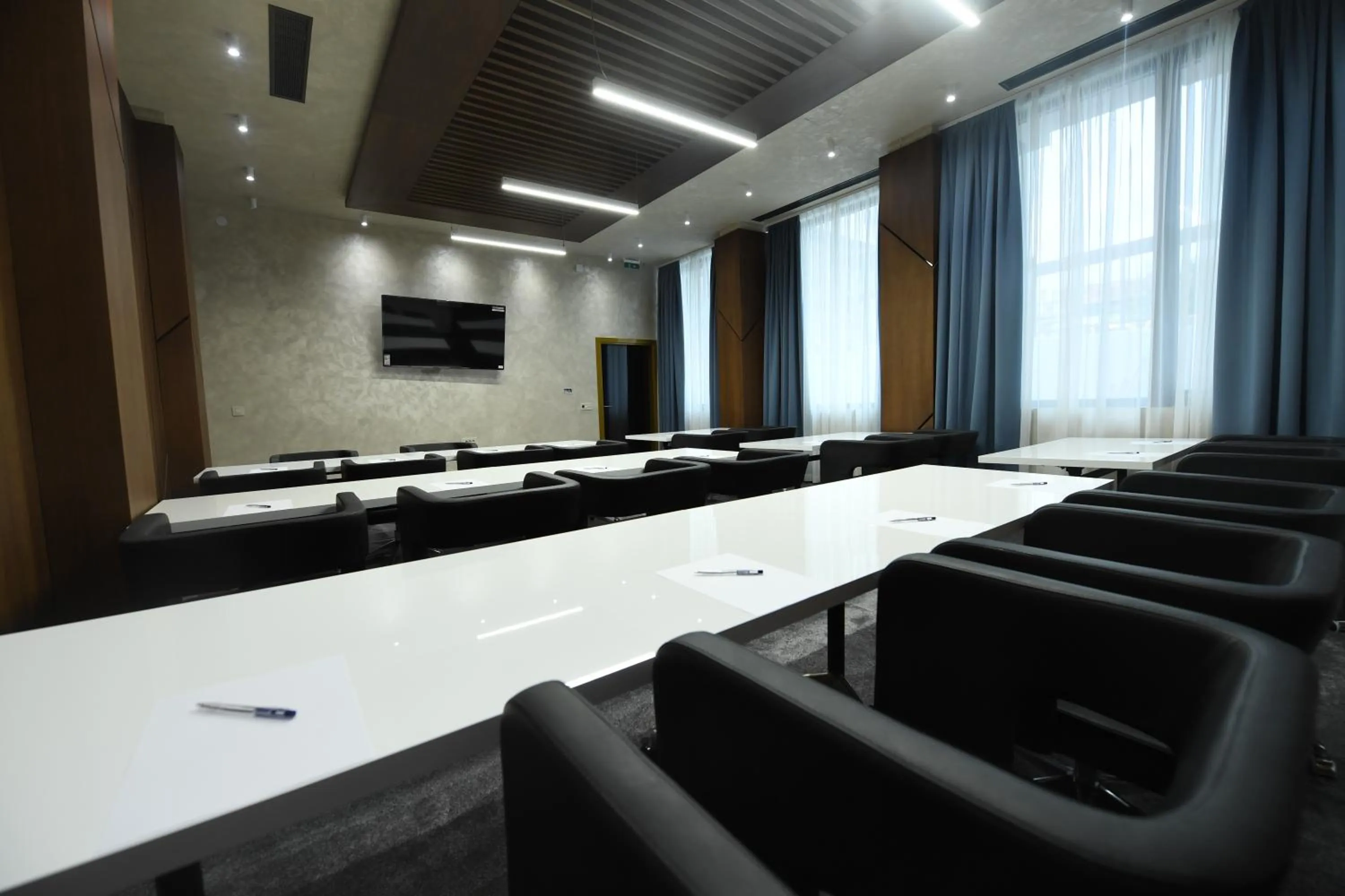 Business facilities in Hammeum Hotel