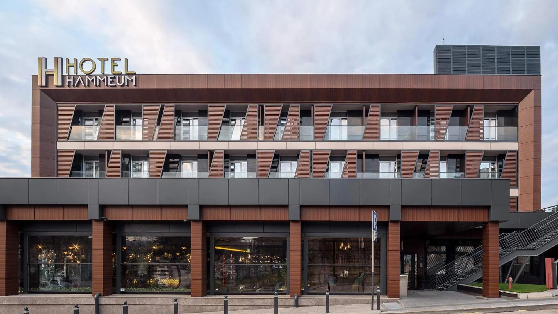 Property building in Hammeum Hotel