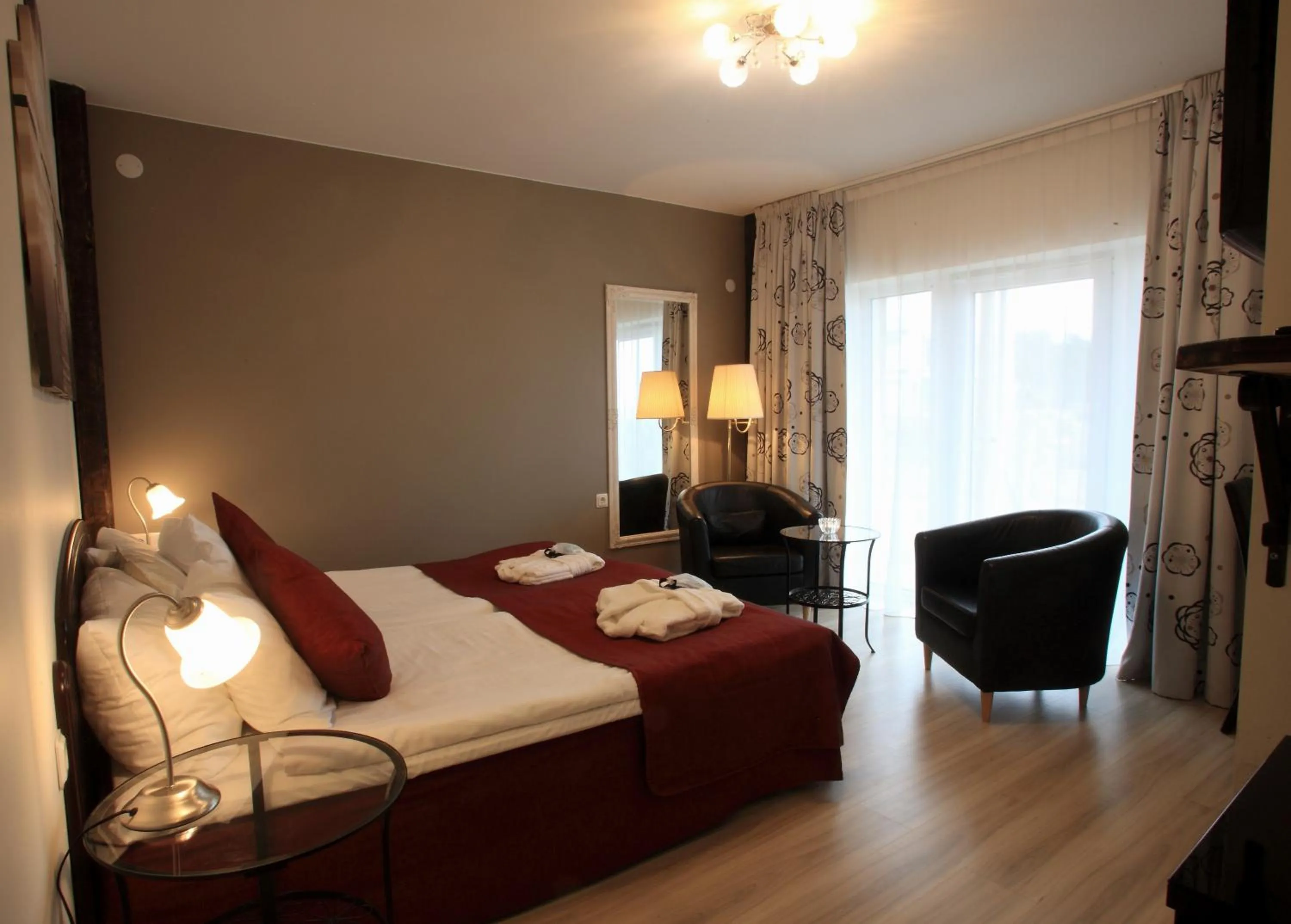 Photo of the whole room, Bed in Vejby Strand Hotel