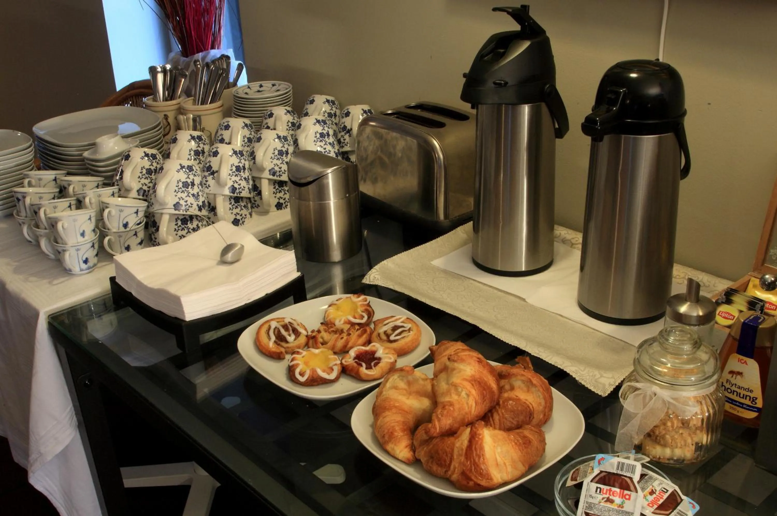 Buffet breakfast in Vejby Strand Hotel