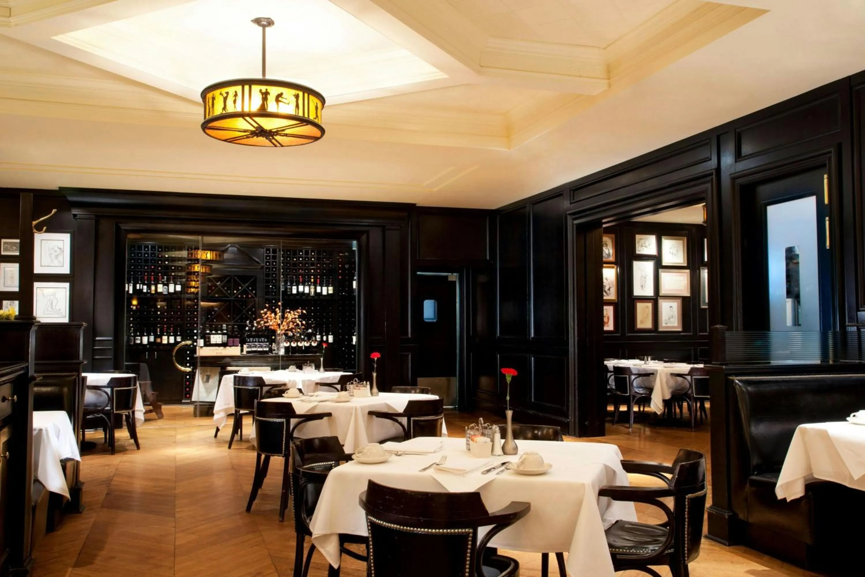 Restaurant/places to eat in The Westin Michigan Avenue Chicago