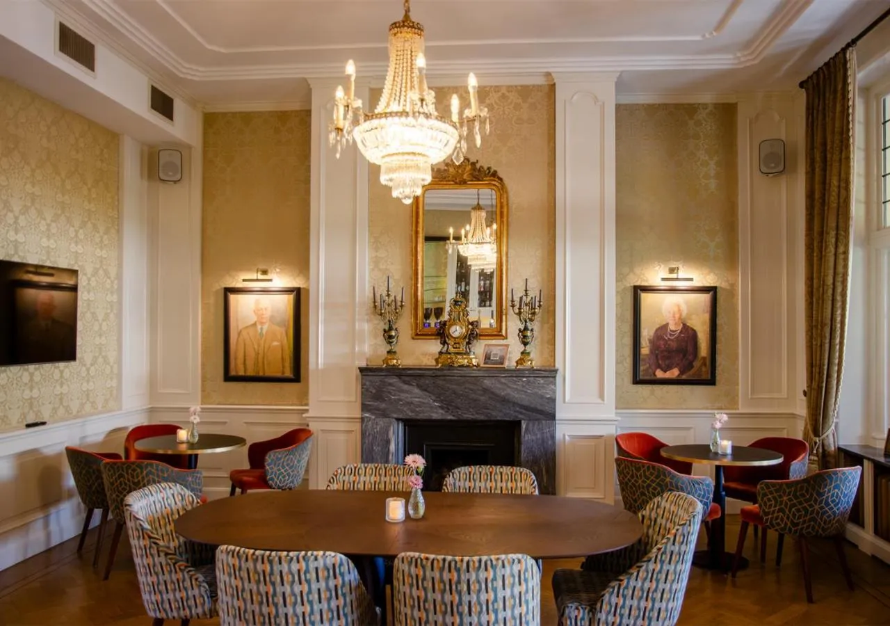 Lounge or bar in Landgoed Huize Bergen Den Bosch - Vught