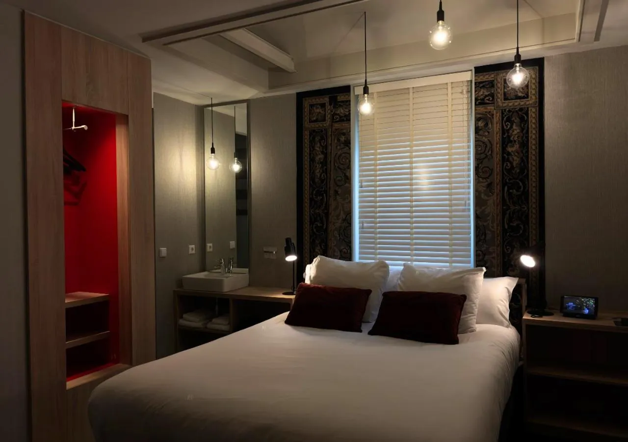 Bed in Landgoed Huize Bergen Den Bosch - Vught