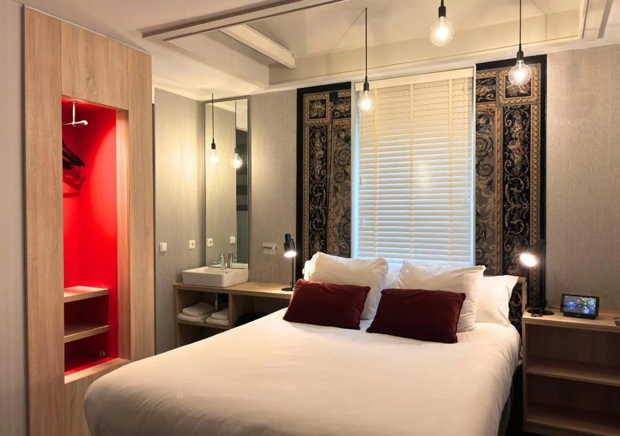 Bed in Landgoed Huize Bergen Den Bosch - Vught