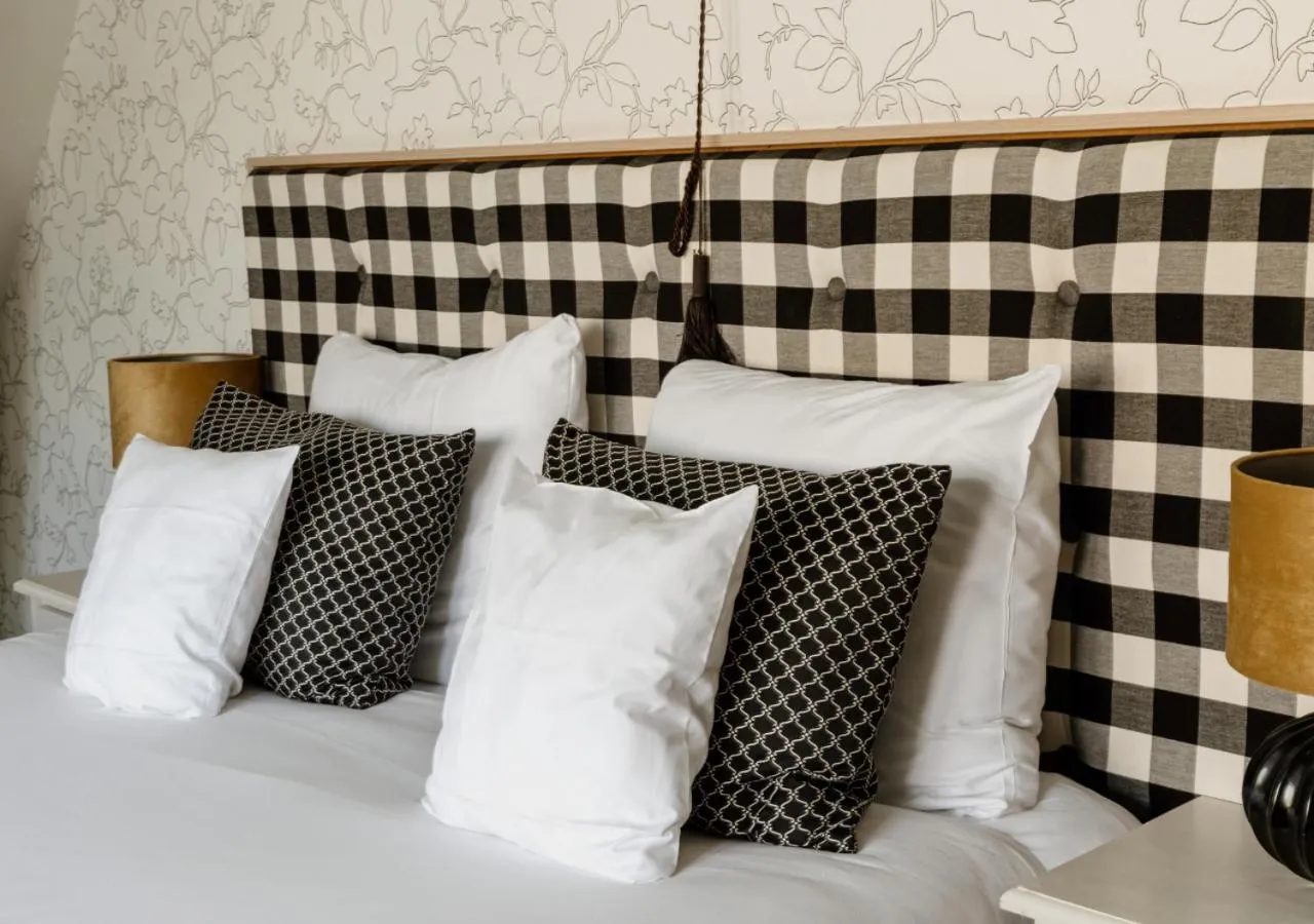 Bed in Landgoed Huize Bergen Den Bosch - Vught