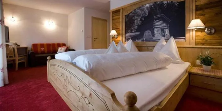 Bedroom, Bed in Hotel Pfandleralm