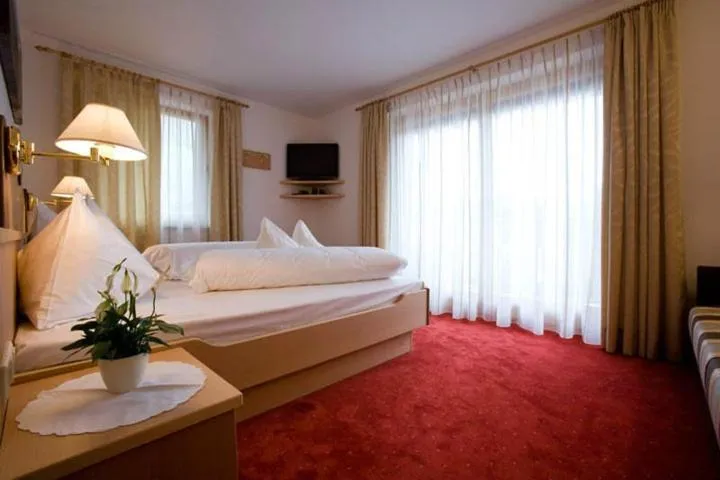 Bedroom, Bed in Hotel Pfandleralm