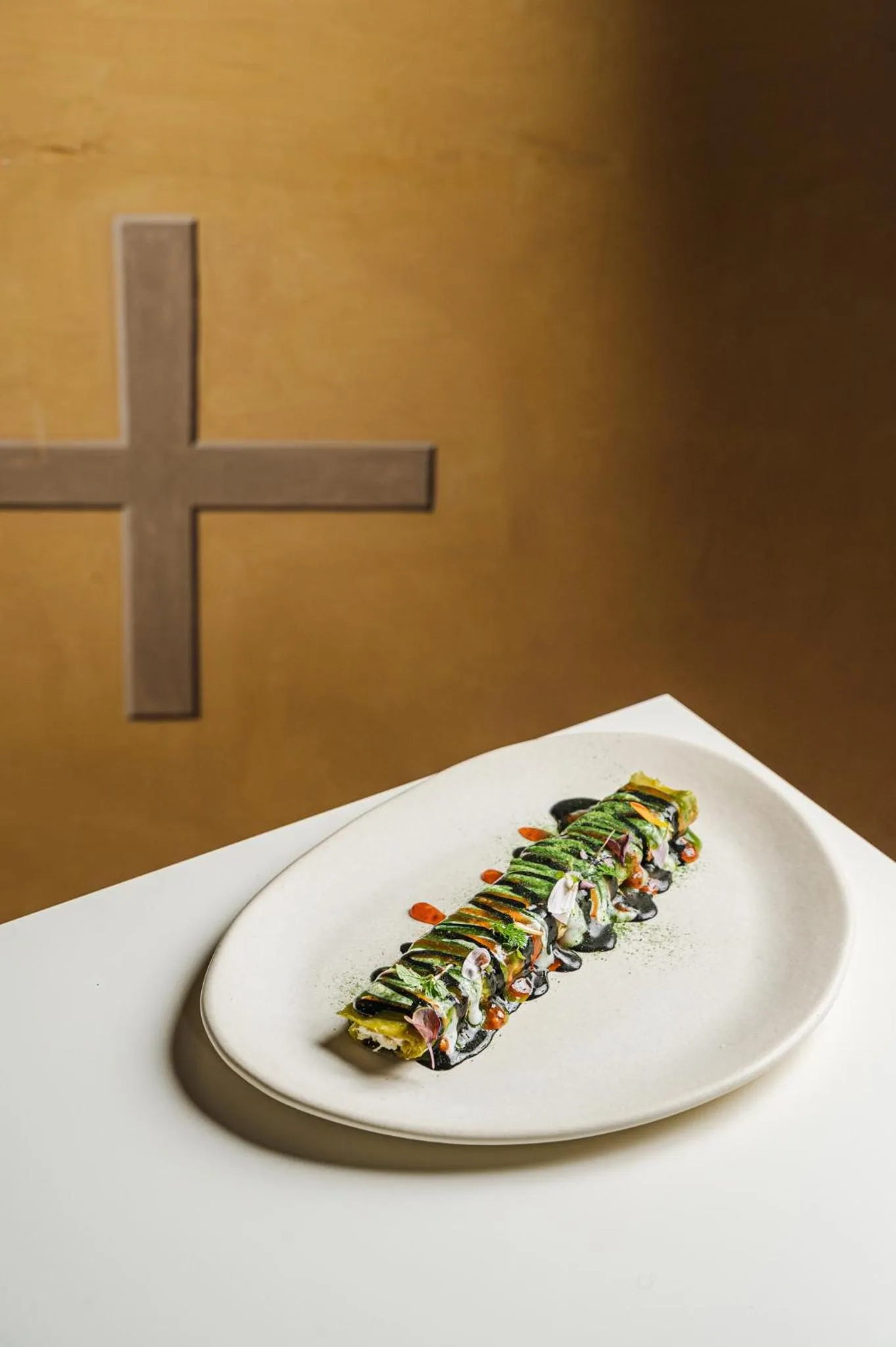 Restaurant/places to eat in Nikis Resort