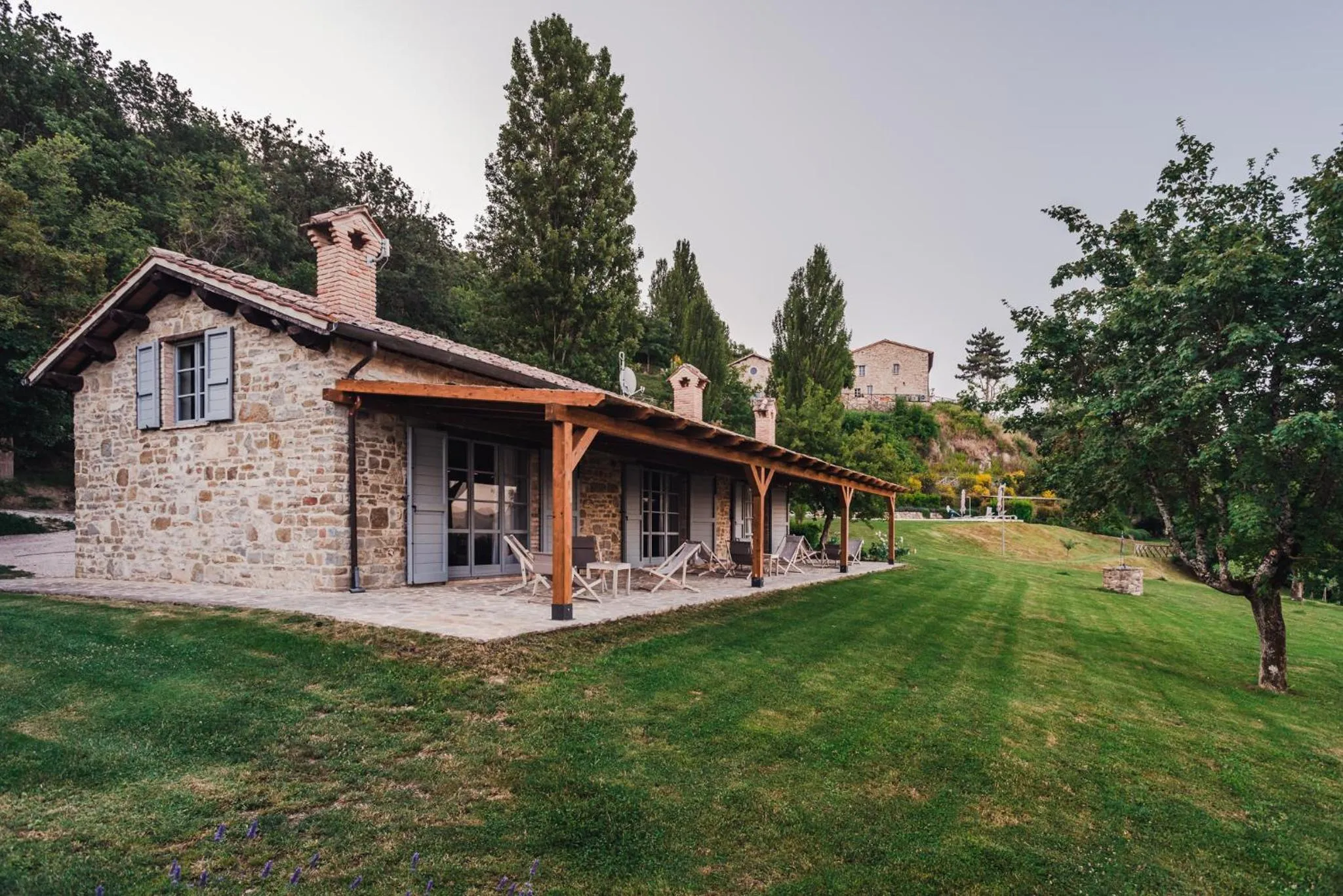 Property building in Nikis Resort