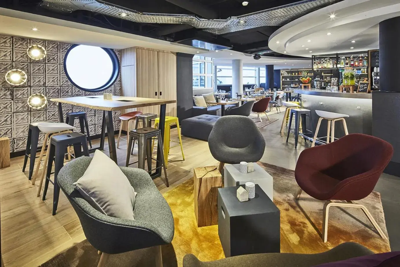 Restaurant/places to eat in Radisson Hotel Paris Le Bourget Restaurant/places to eat in Radisson Hotel Paris Le Bourget