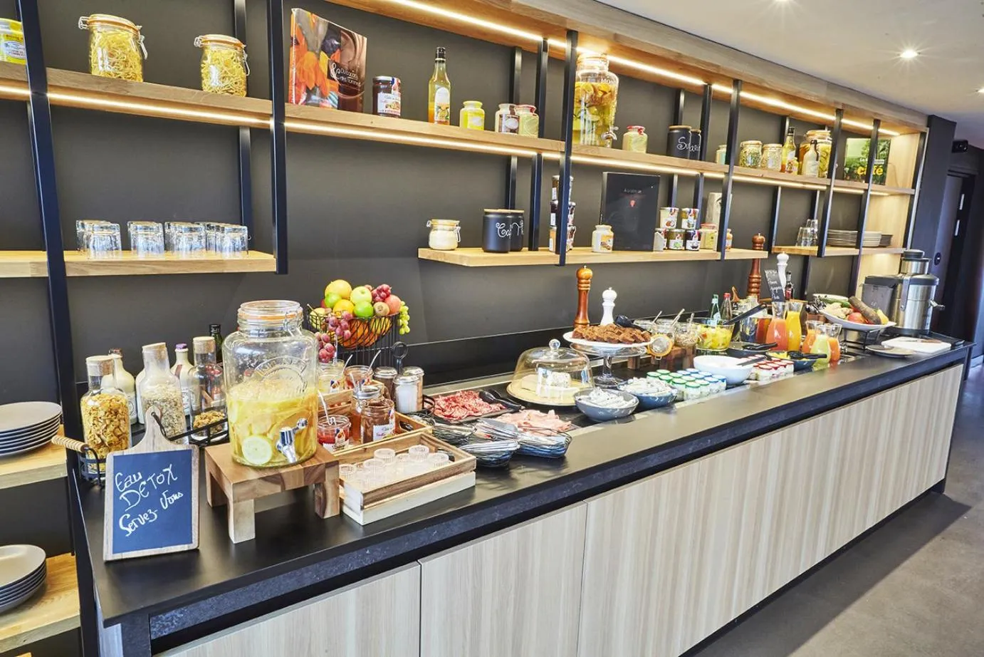 Breakfast in Campanile Le Bourget – Airport